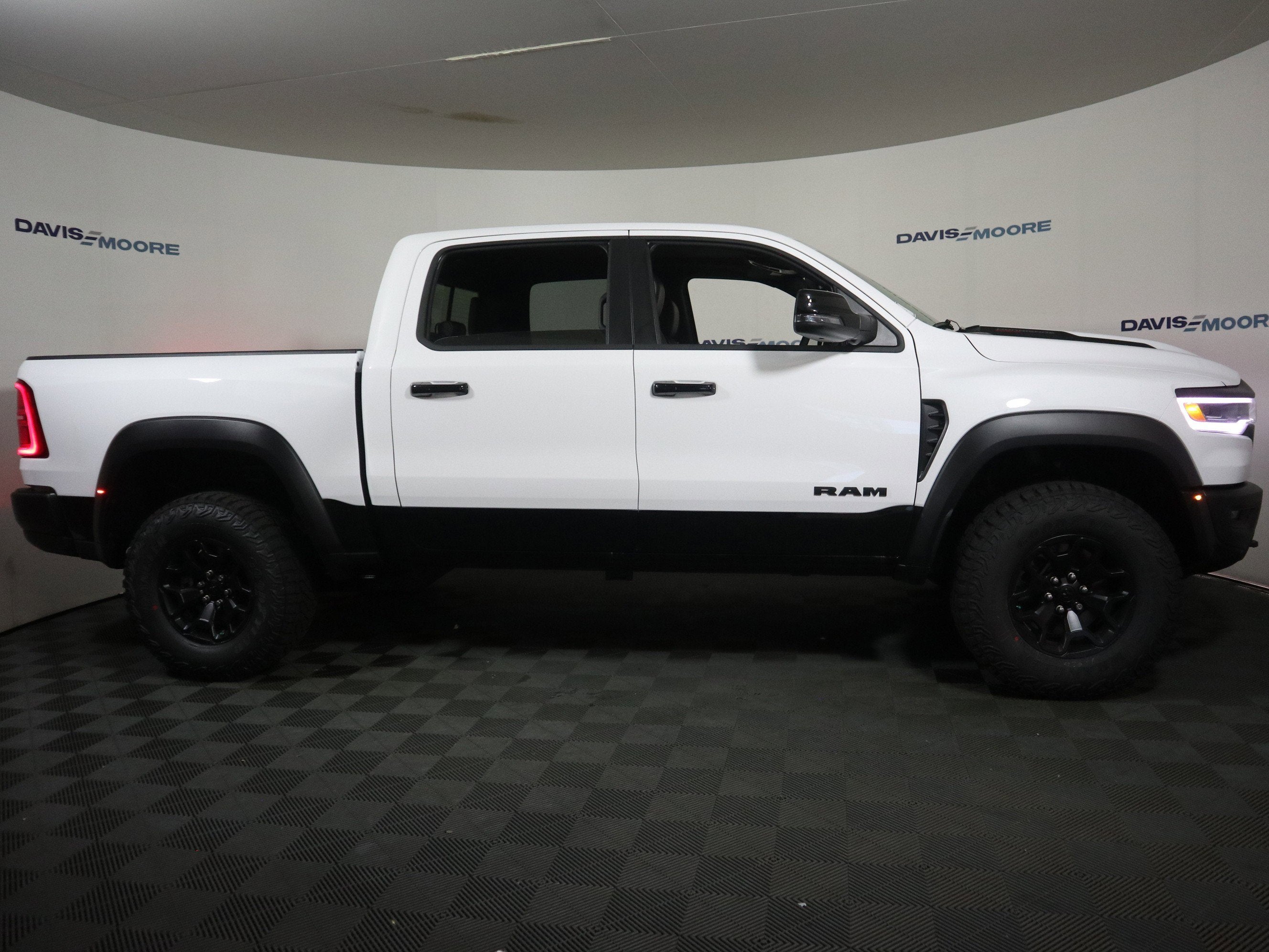 2026 RAM 1500 RHO Crew Cab 4x4