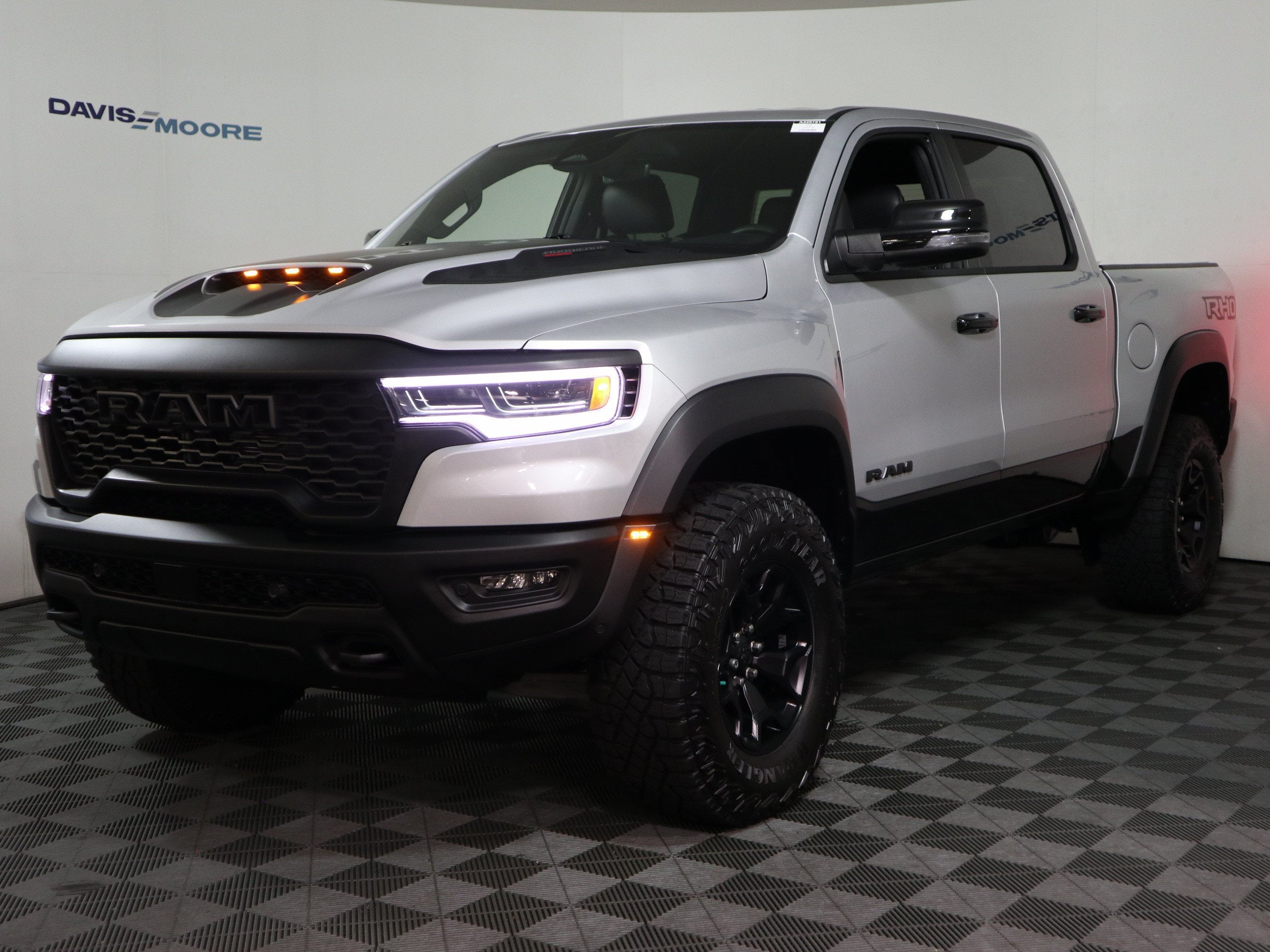 2026 RAM 1500 RHO Crew Cab 4x4