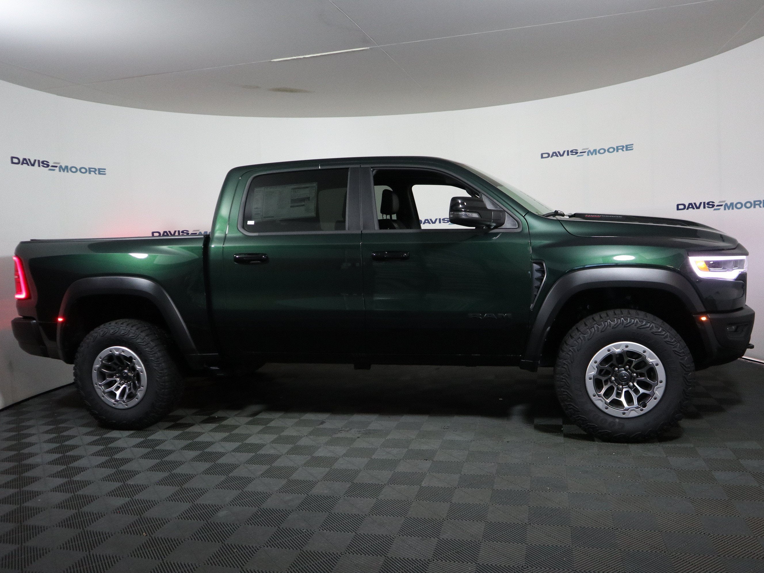 2026 RAM 1500 RHO Crew Cab 4x4