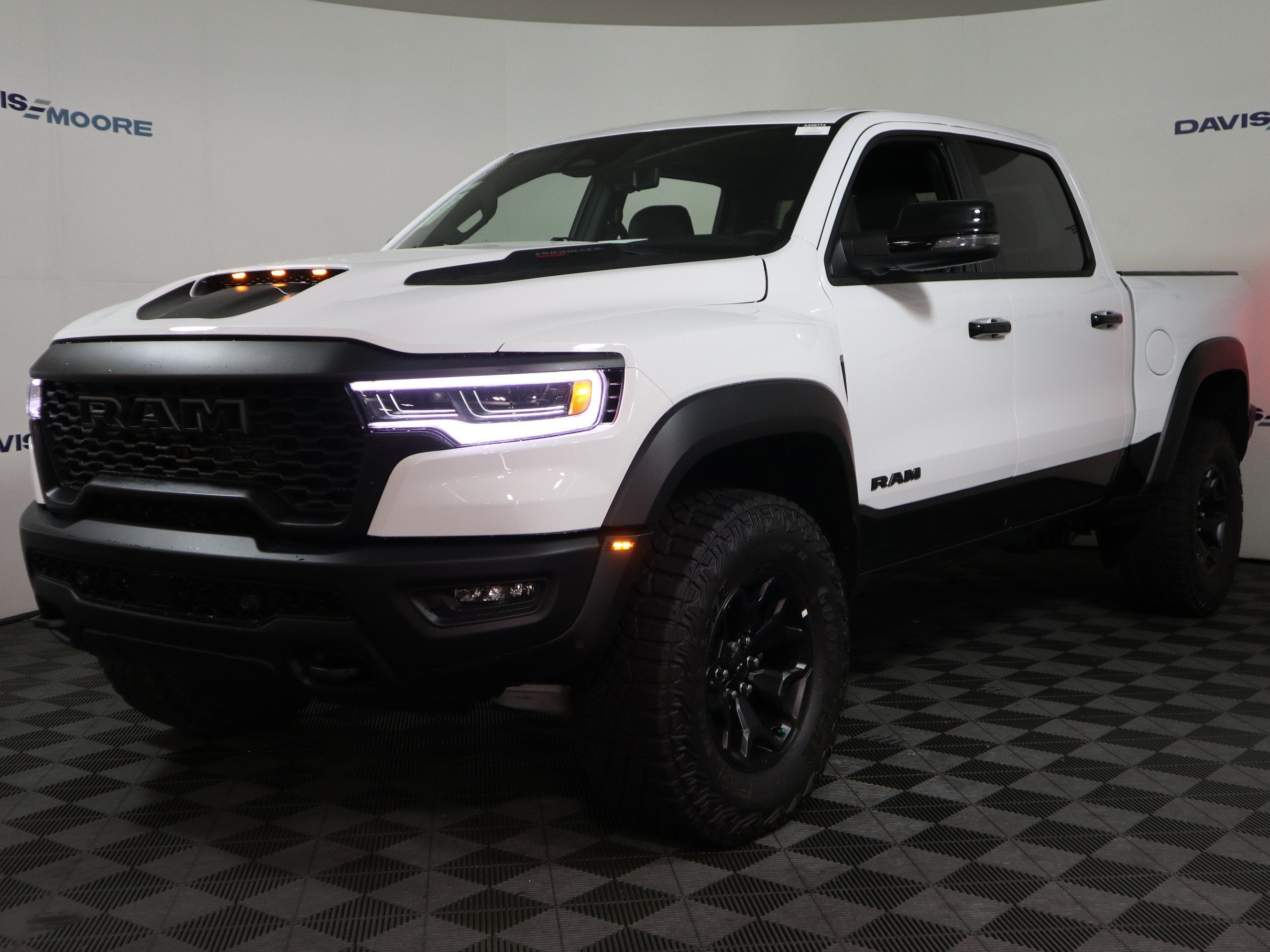 2026 RAM 1500 RHO Crew Cab 4x4