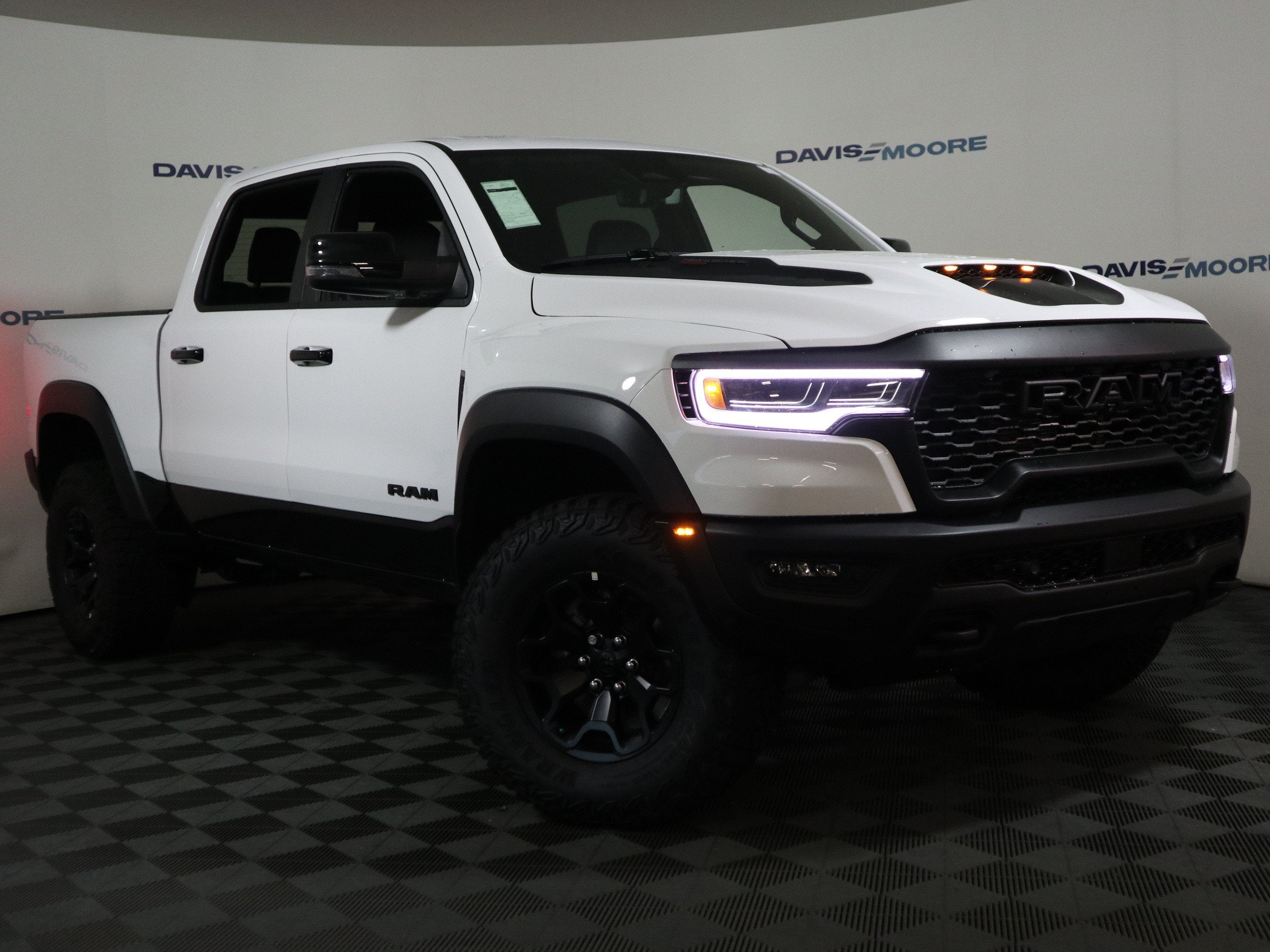 2026 RAM 1500 RHO Crew Cab 4x4