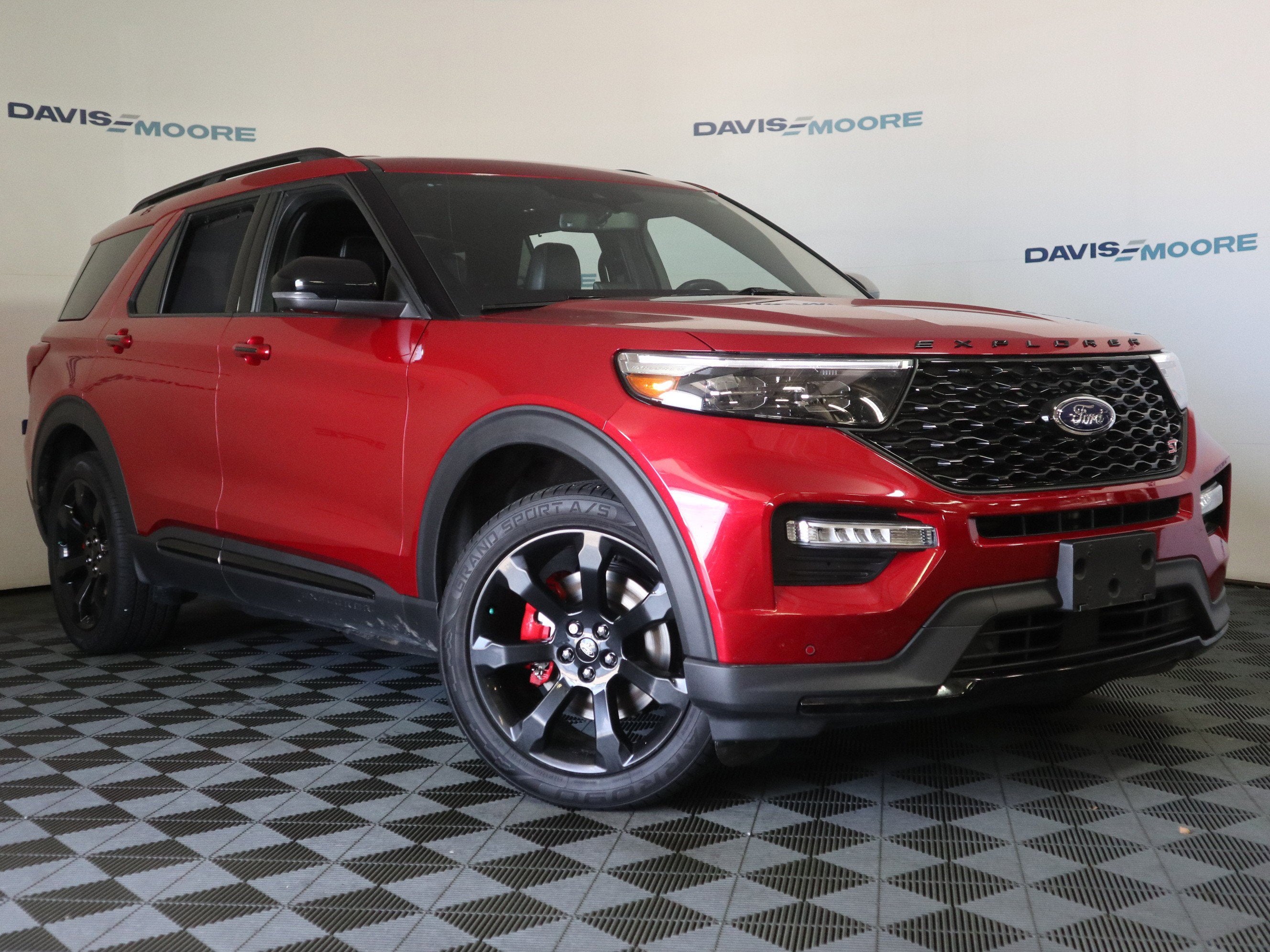 2023 Ford Explorer ST 4WD