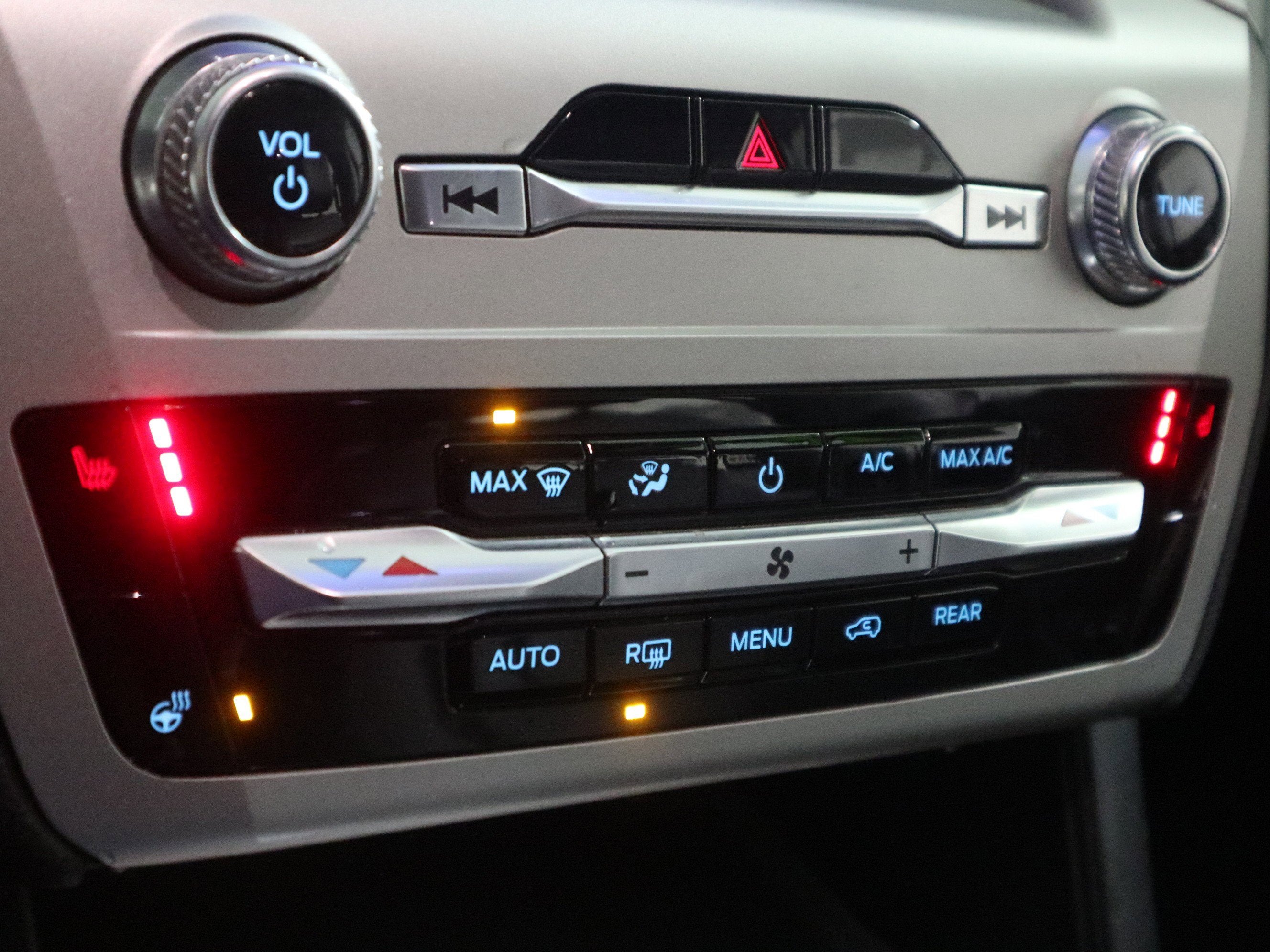 2022 Ford Explorer XLT 4WD