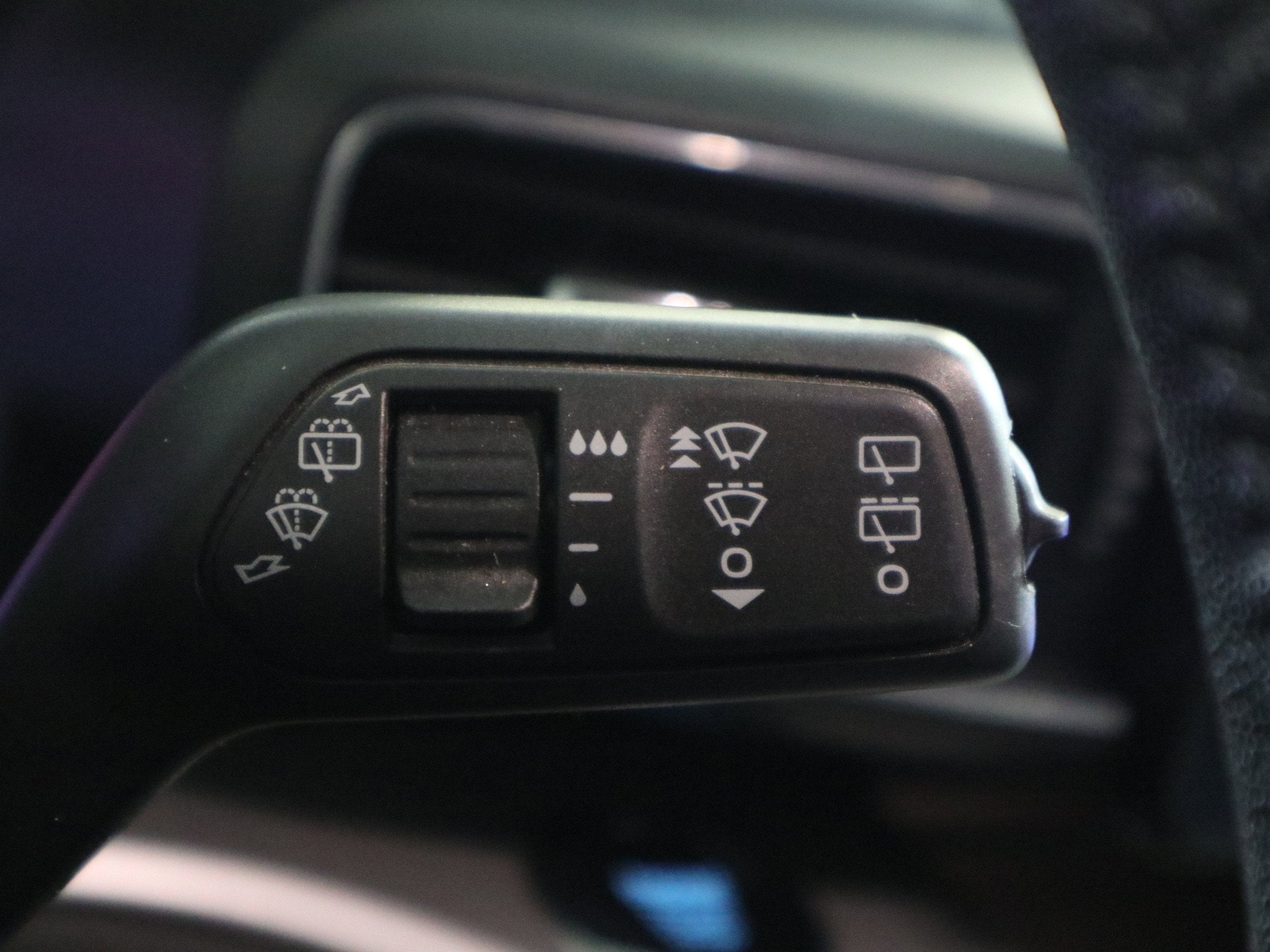 2022 Ford Explorer XLT 4WD