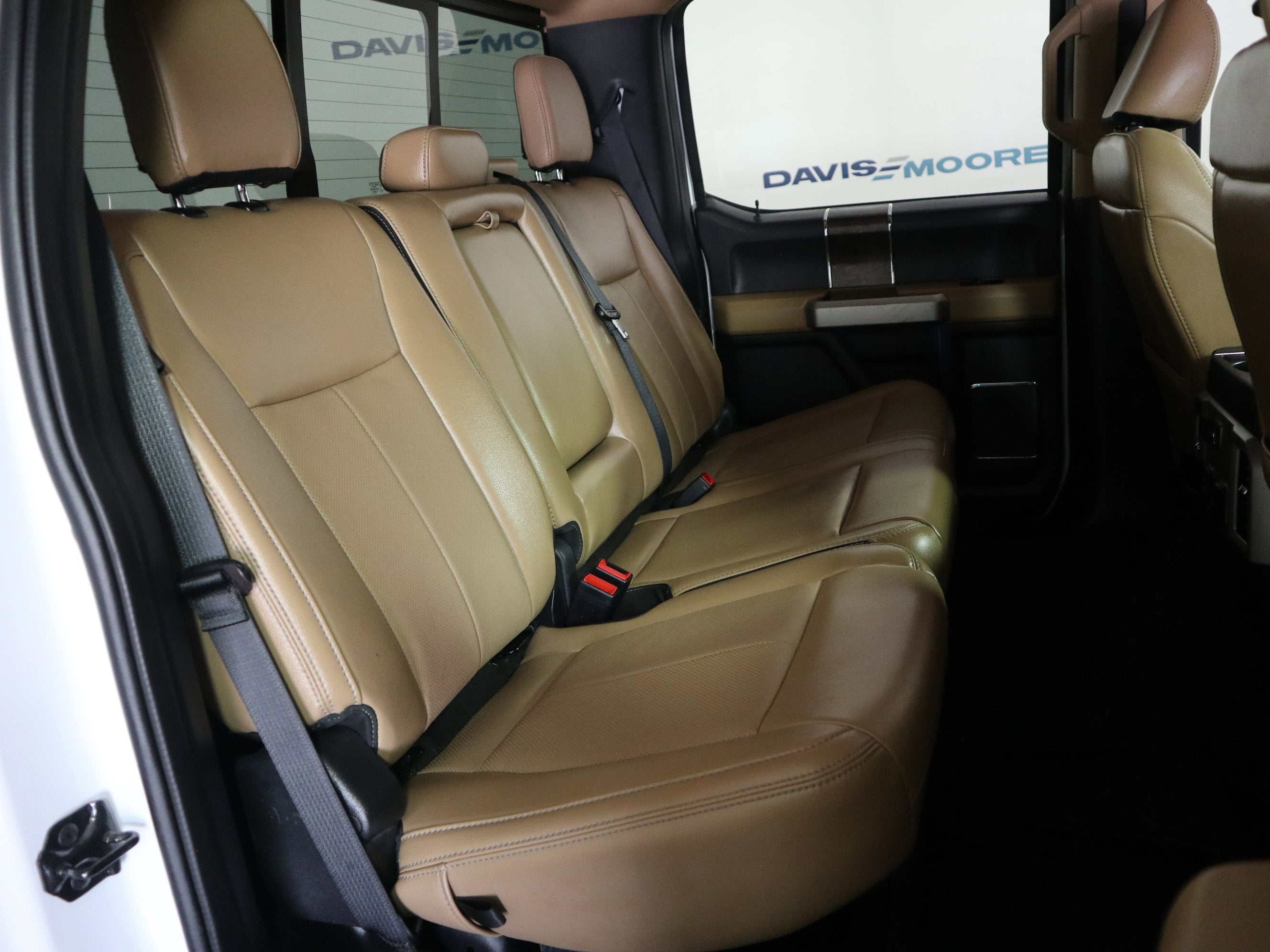 2022 Ford Super Duty F-250 SRW LARIAT Crew Cab 4WD