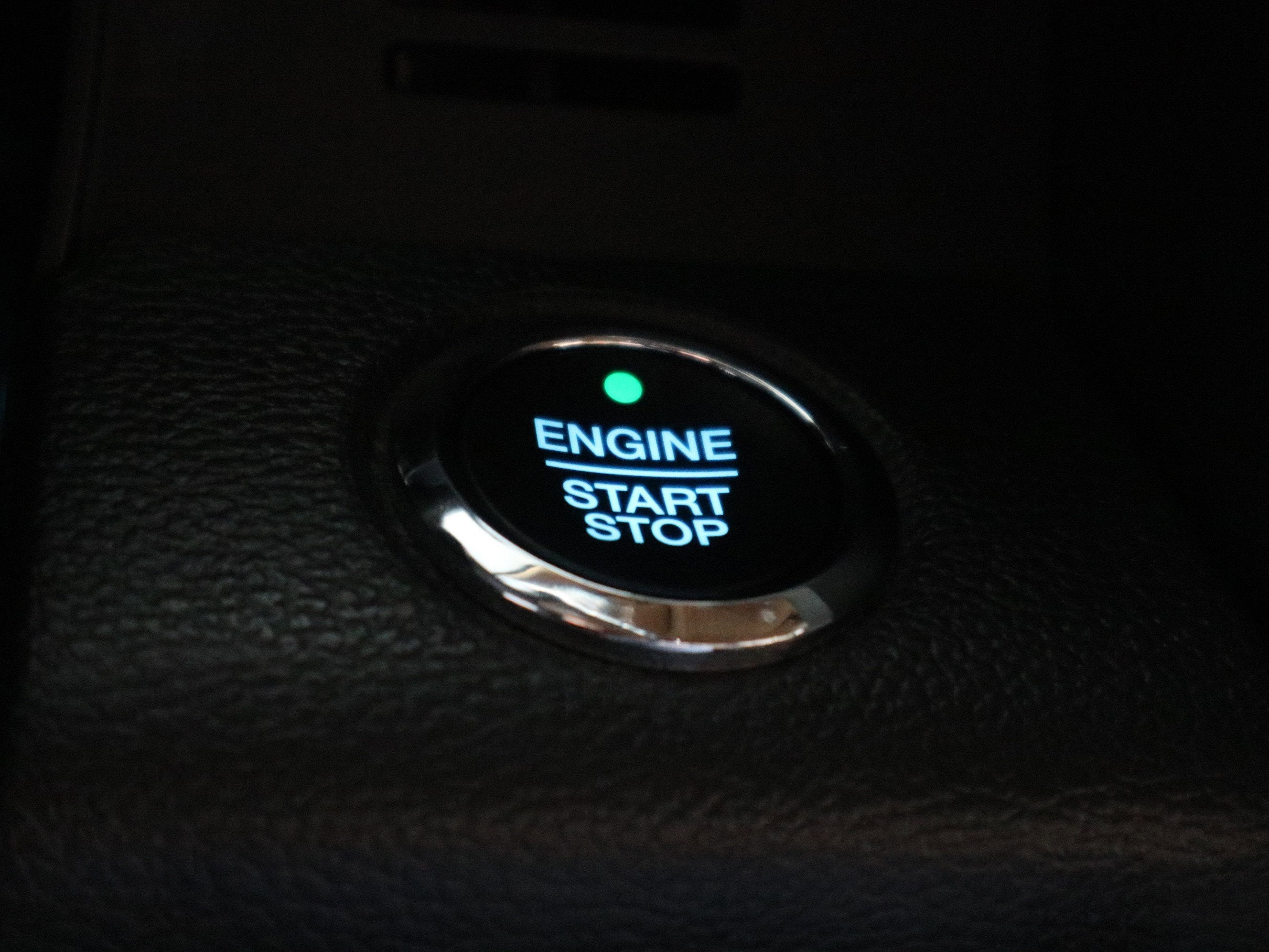 2022 Ford Super Duty F-250 SRW LARIAT Crew Cab 4WD