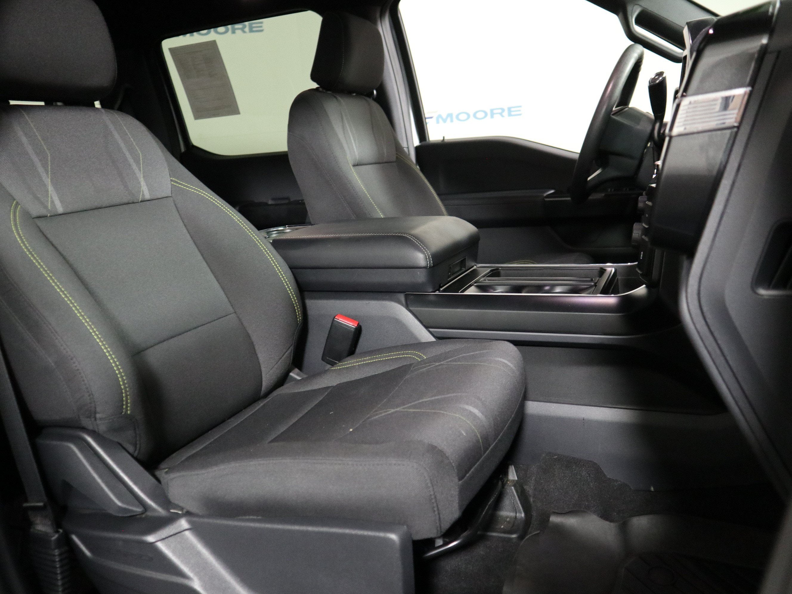 2025 Ford F-150 STX 4WD