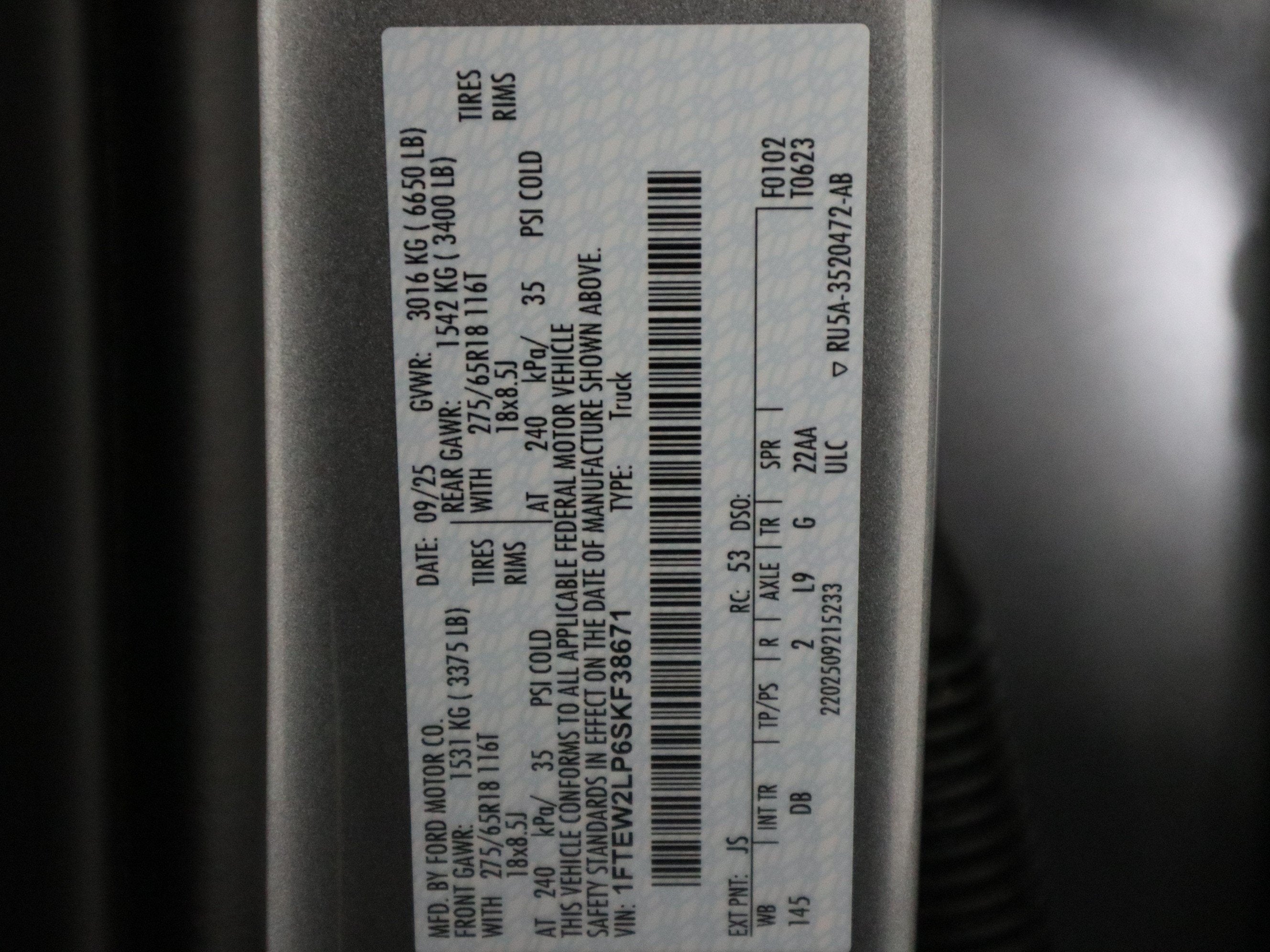 2025 Ford F-150 STX 4WD