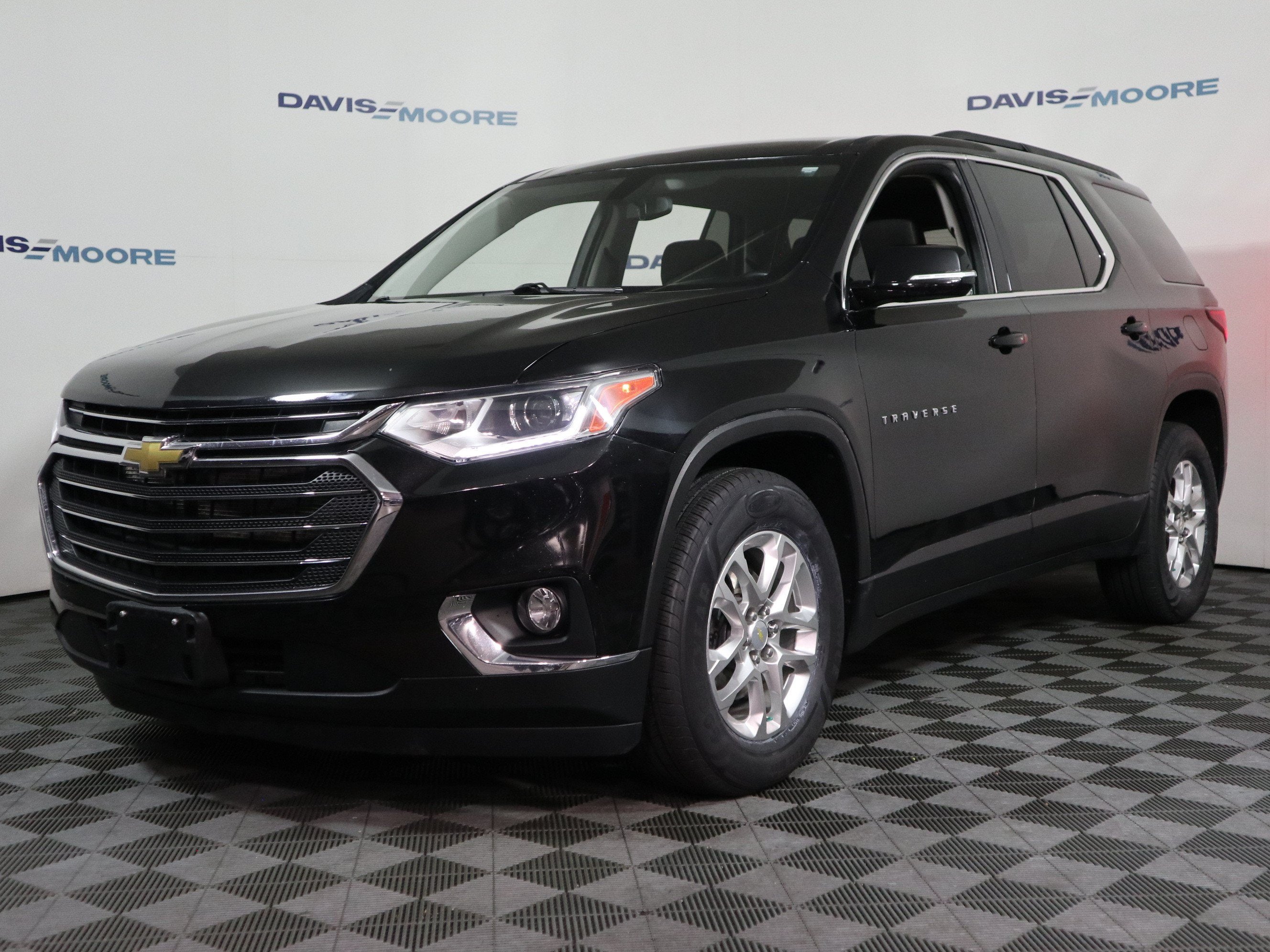 2021 Chevrolet Traverse LT Cloth