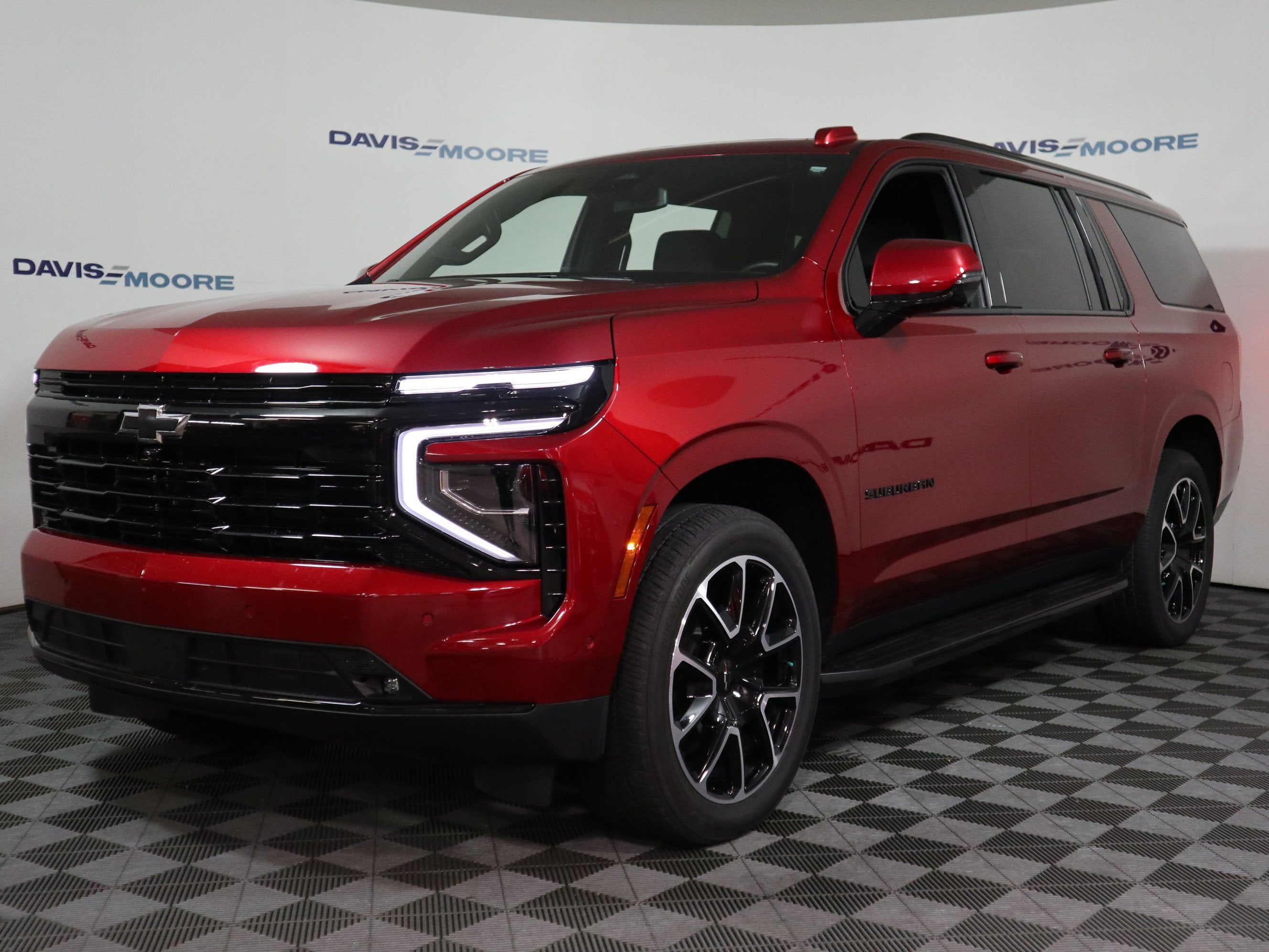 2025 Chevrolet Suburban RST 4WD