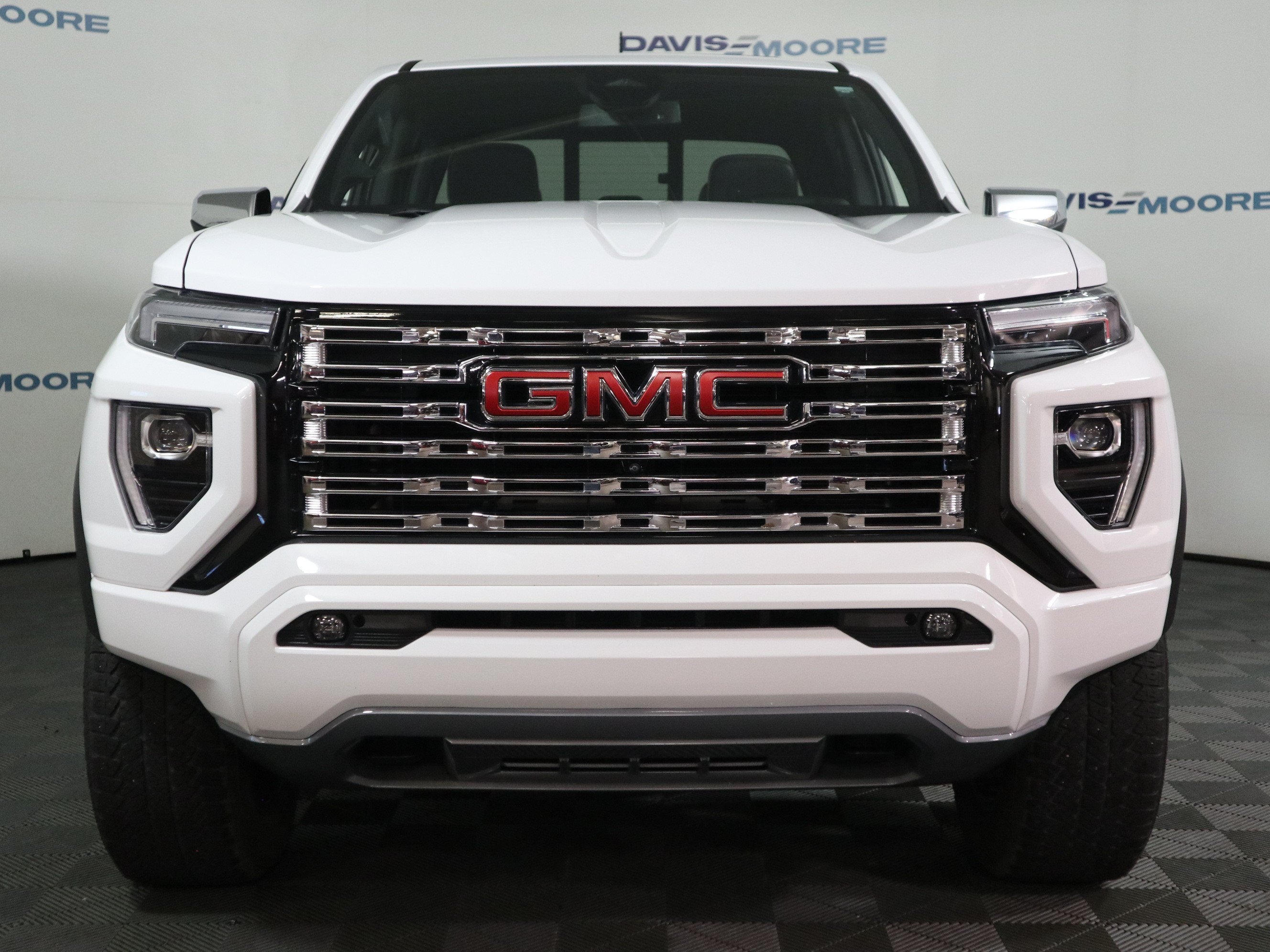 2024 GMC Canyon 4WD Denali