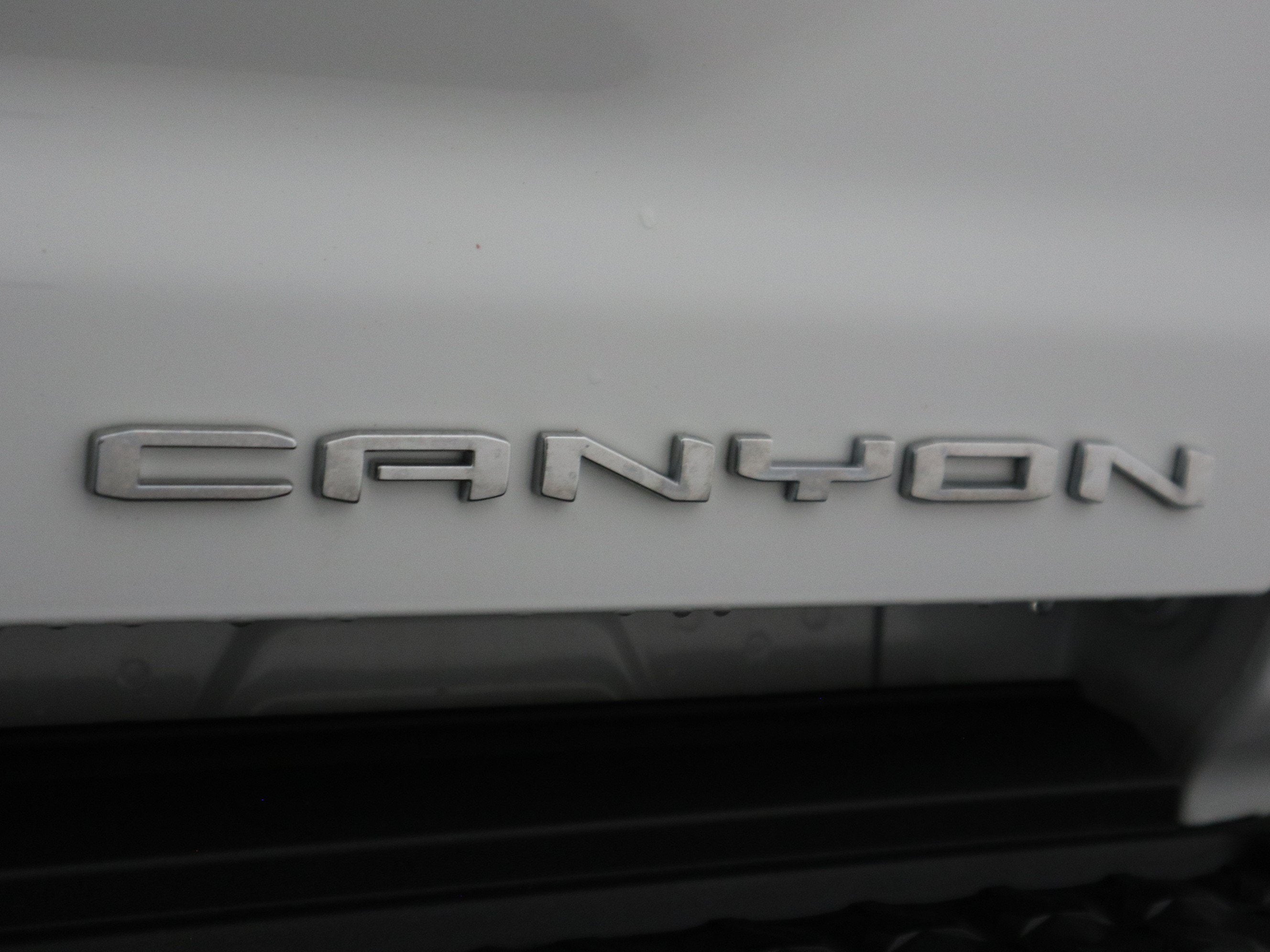 2024 GMC Canyon 4WD Denali