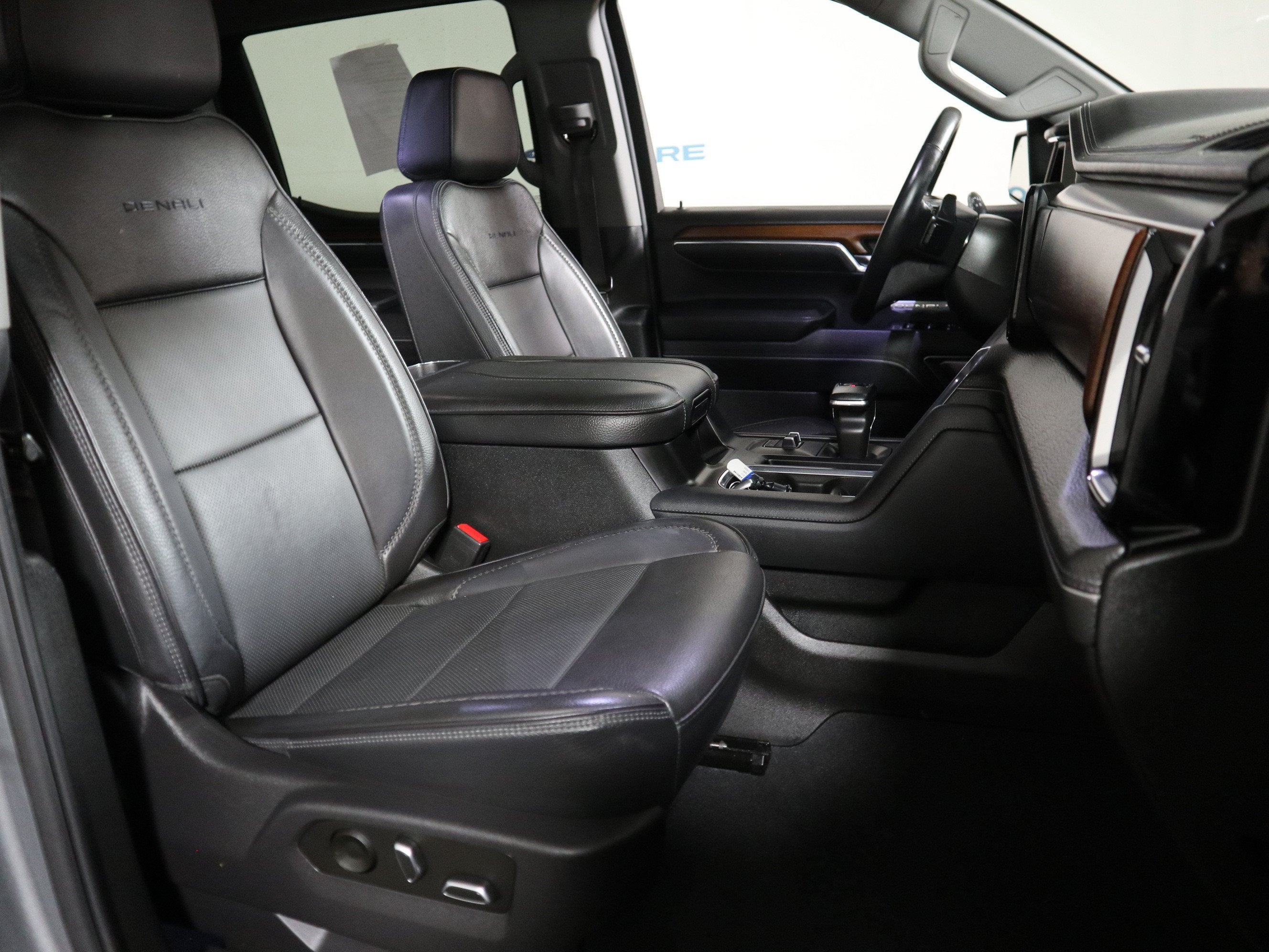 2023 GMC Sierra 1500 Denali 4WD Crew Cab