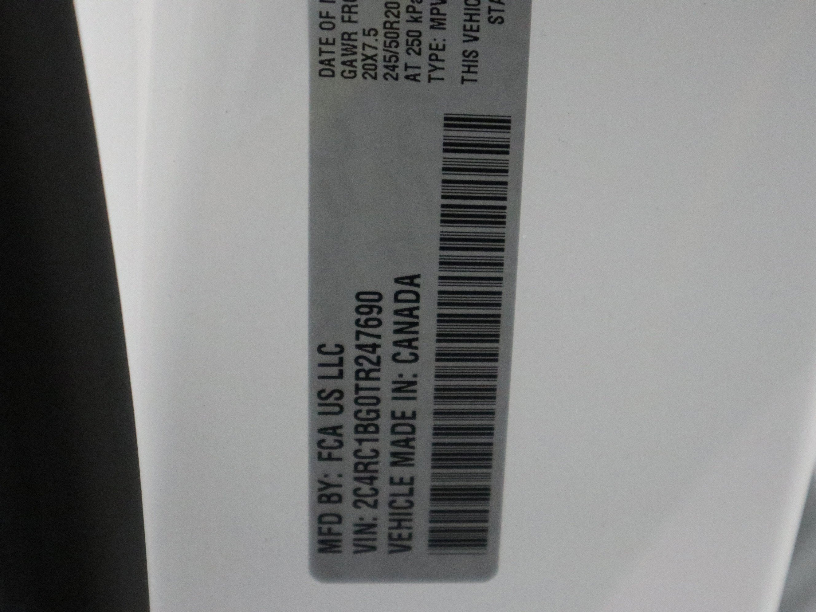 2026 Chrysler Pacifica Select