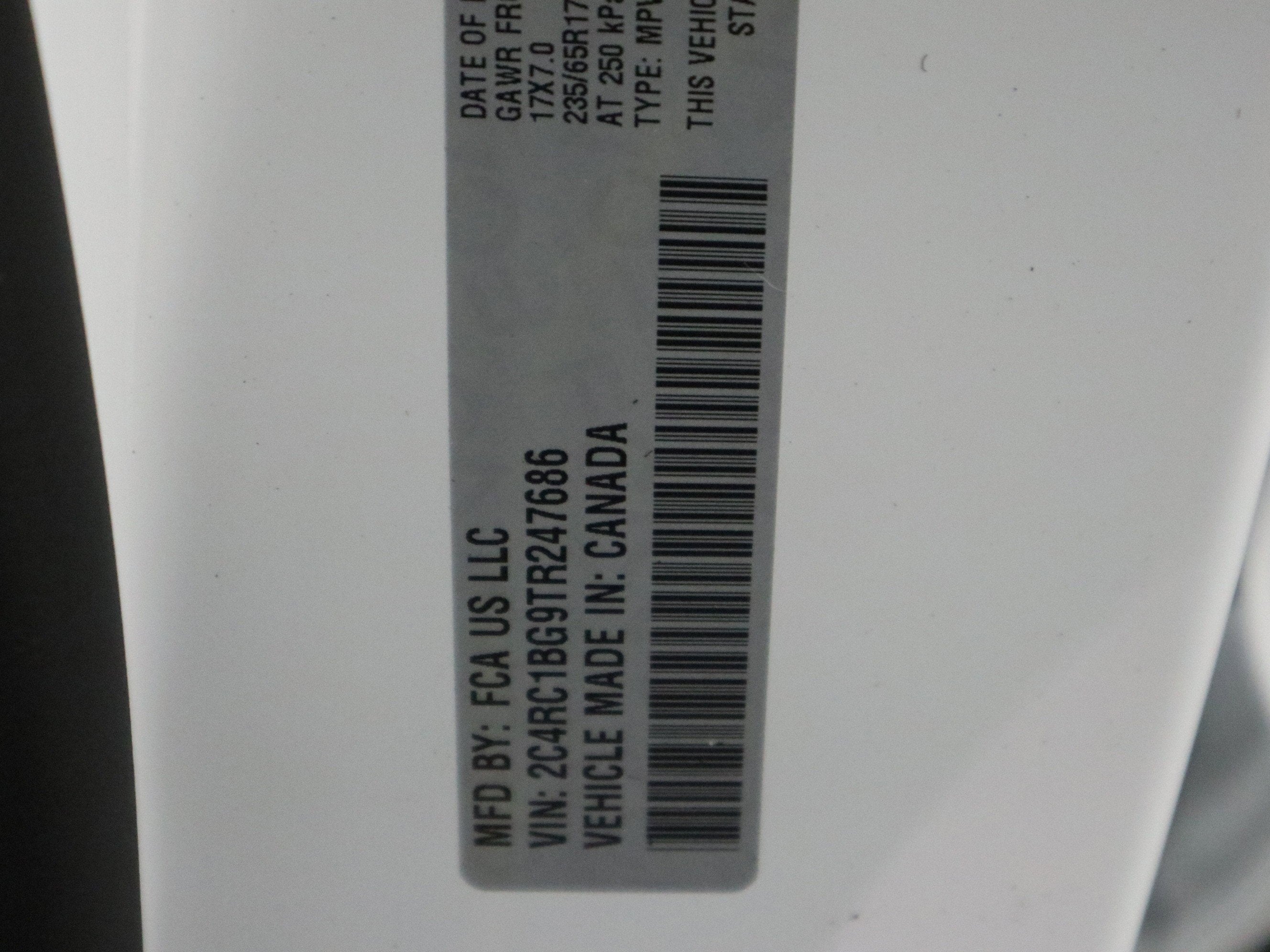 2026 Chrysler Pacifica Select