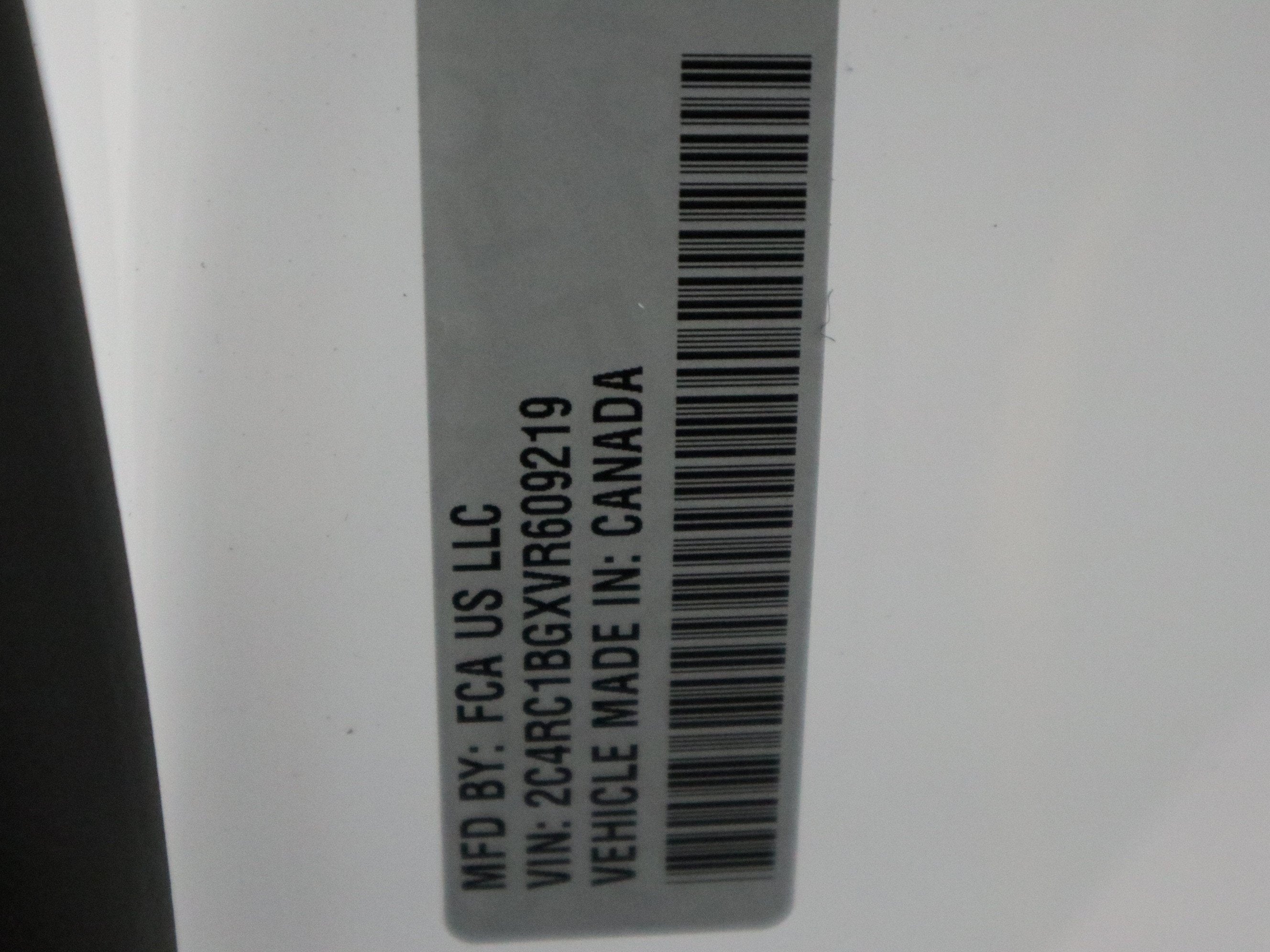 2027 Chrysler Pacifica Select