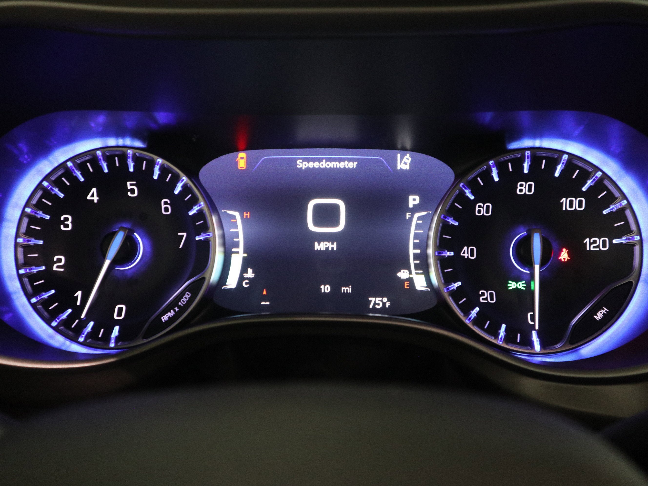 2026 Chrysler Voyager LX