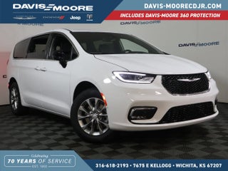 2026 Chrysler Pacifica Select AWD