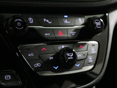 2027 Chrysler Pacifica Limited AWD
