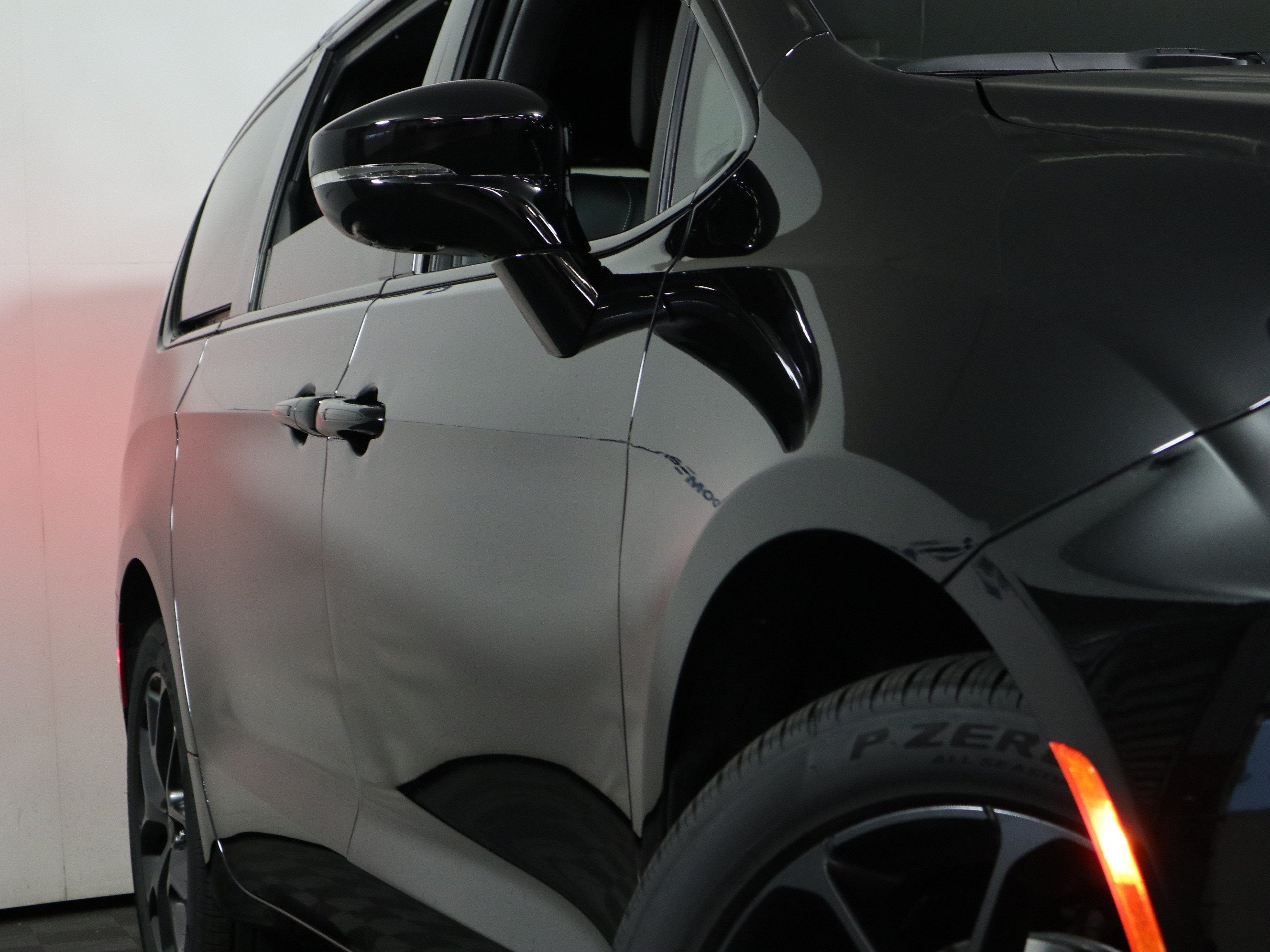 2027 Chrysler Pacifica Limited AWD