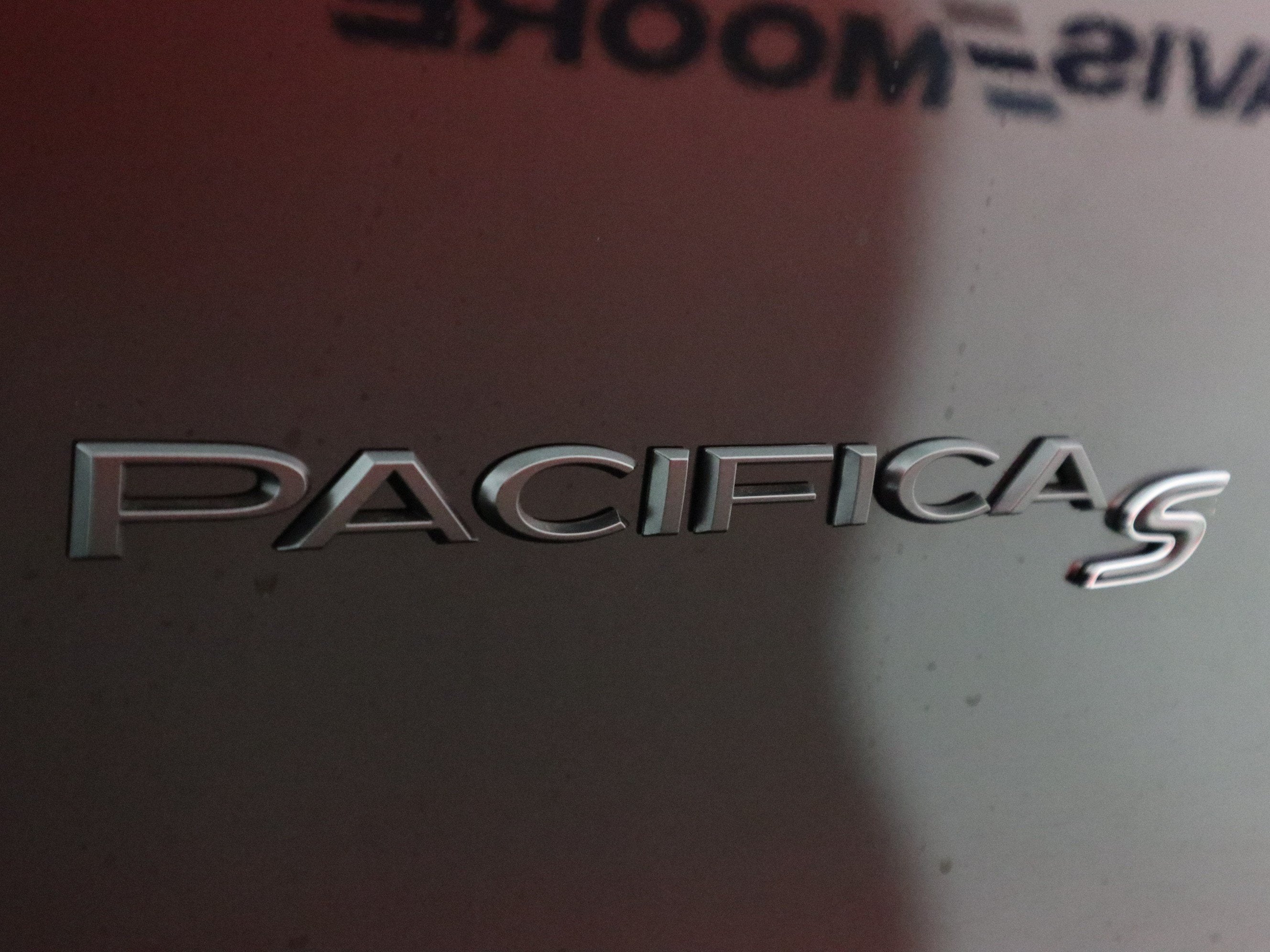 2027 Chrysler Pacifica Limited AWD