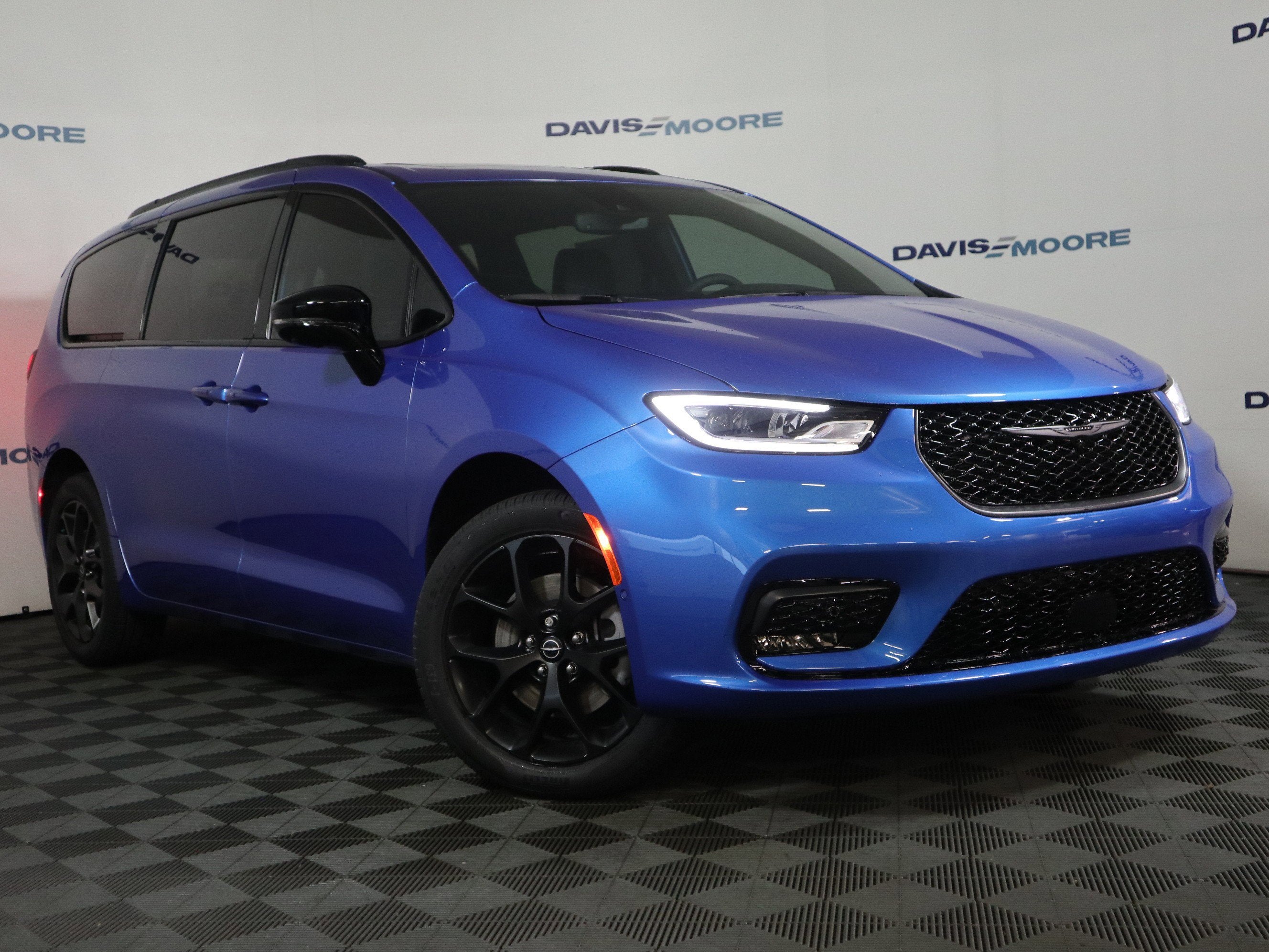 2026 Chrysler Pacifica Limited AWD