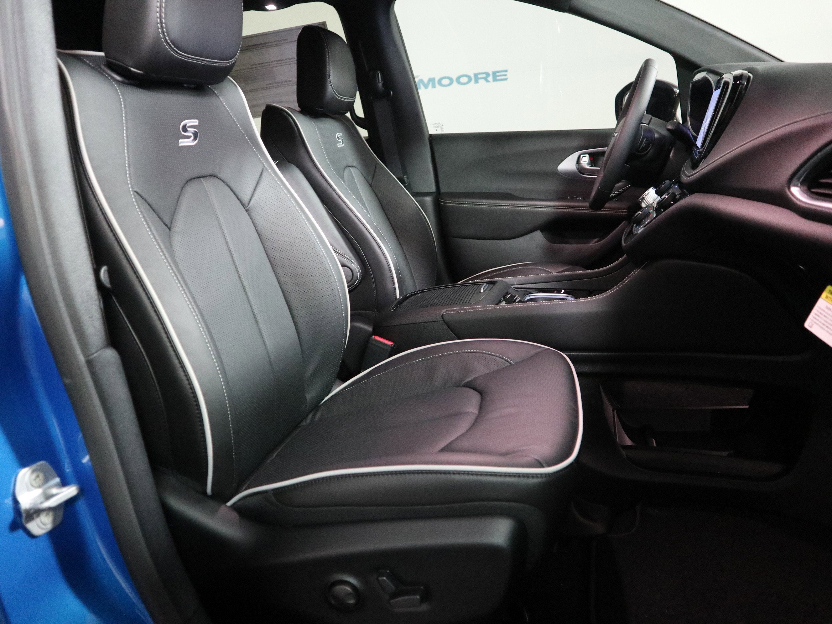 2026 Chrysler Pacifica Limited AWD