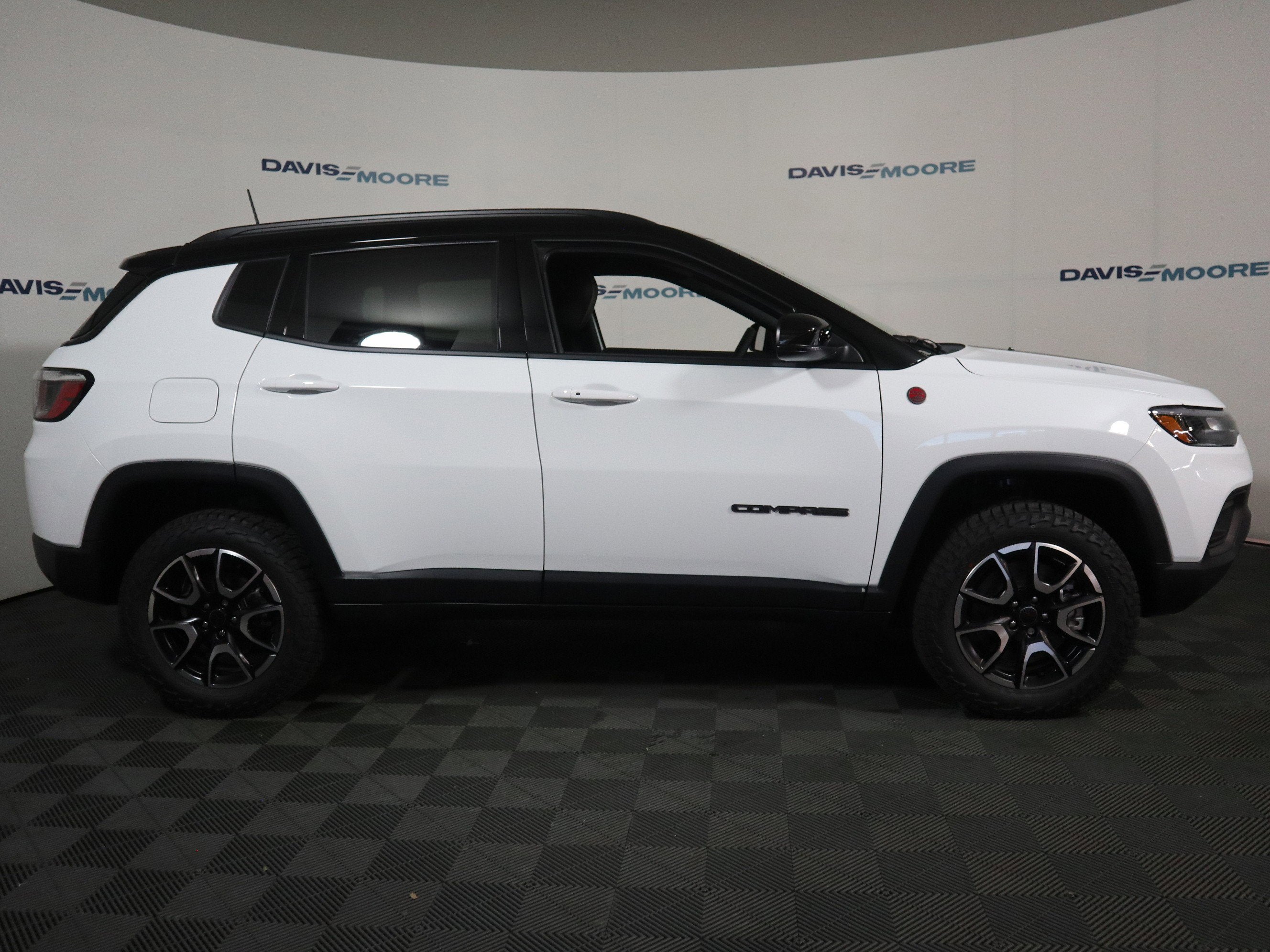 2026 Jeep Compass Trailhawk 4x4