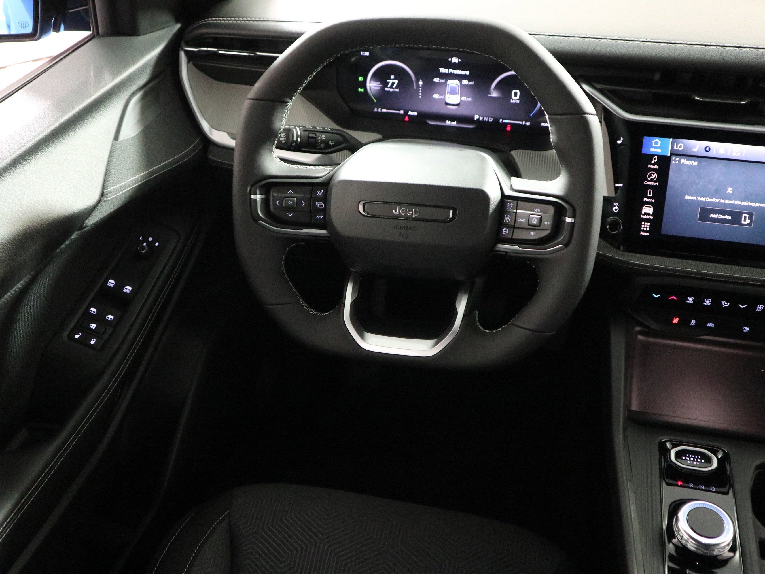 2026 Jeep Cherokee Laredo 4x4