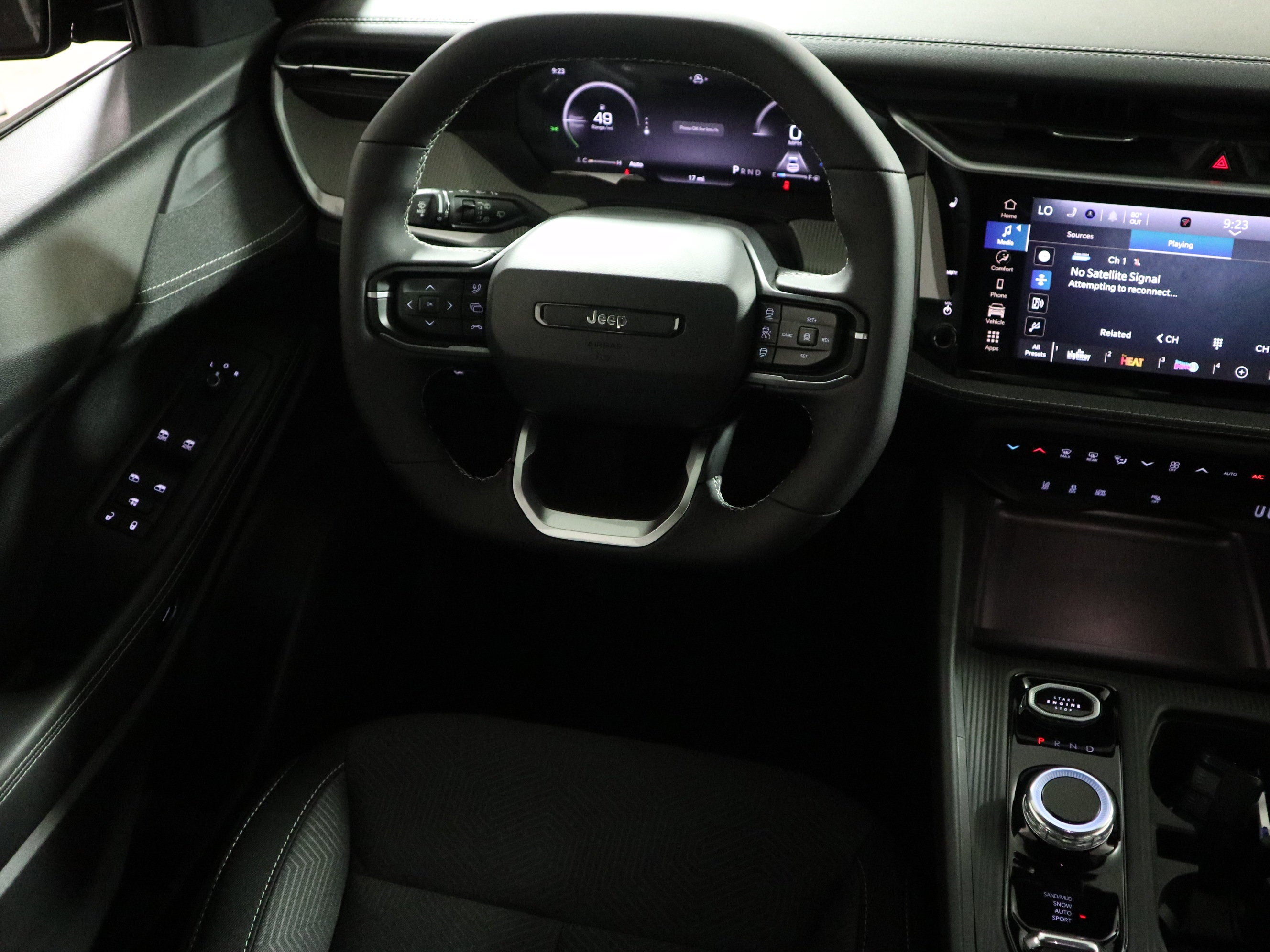 2026 Jeep Cherokee Laredo 4x4