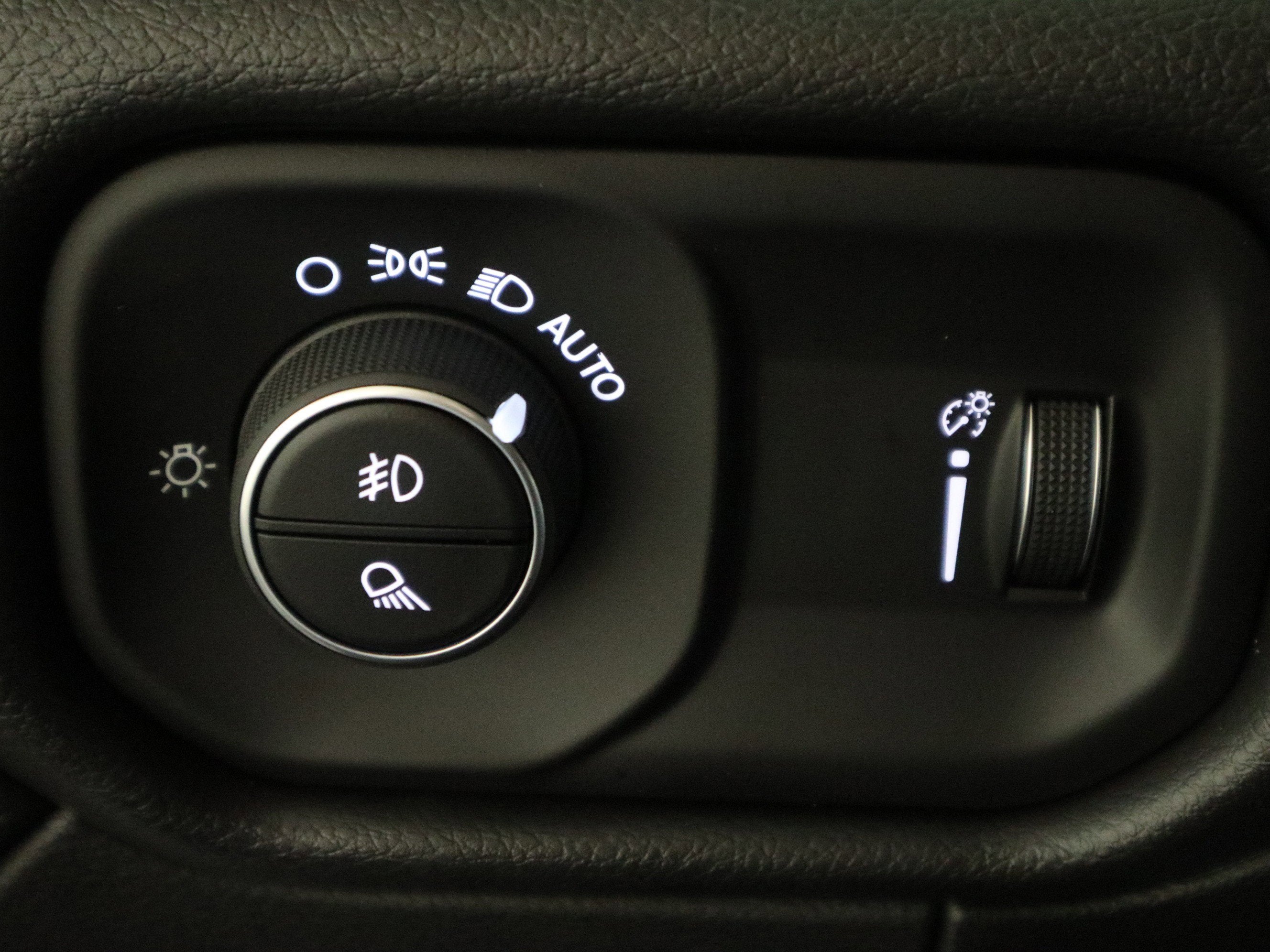 2026 RAM 2500 Tradesman Crew Cab 4x4