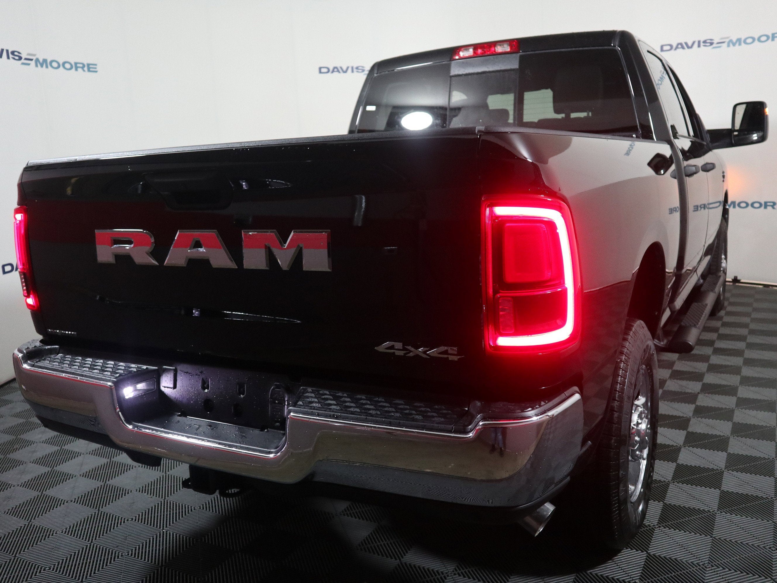 2026 RAM 2500 Tradesman Crew Cab 4x4