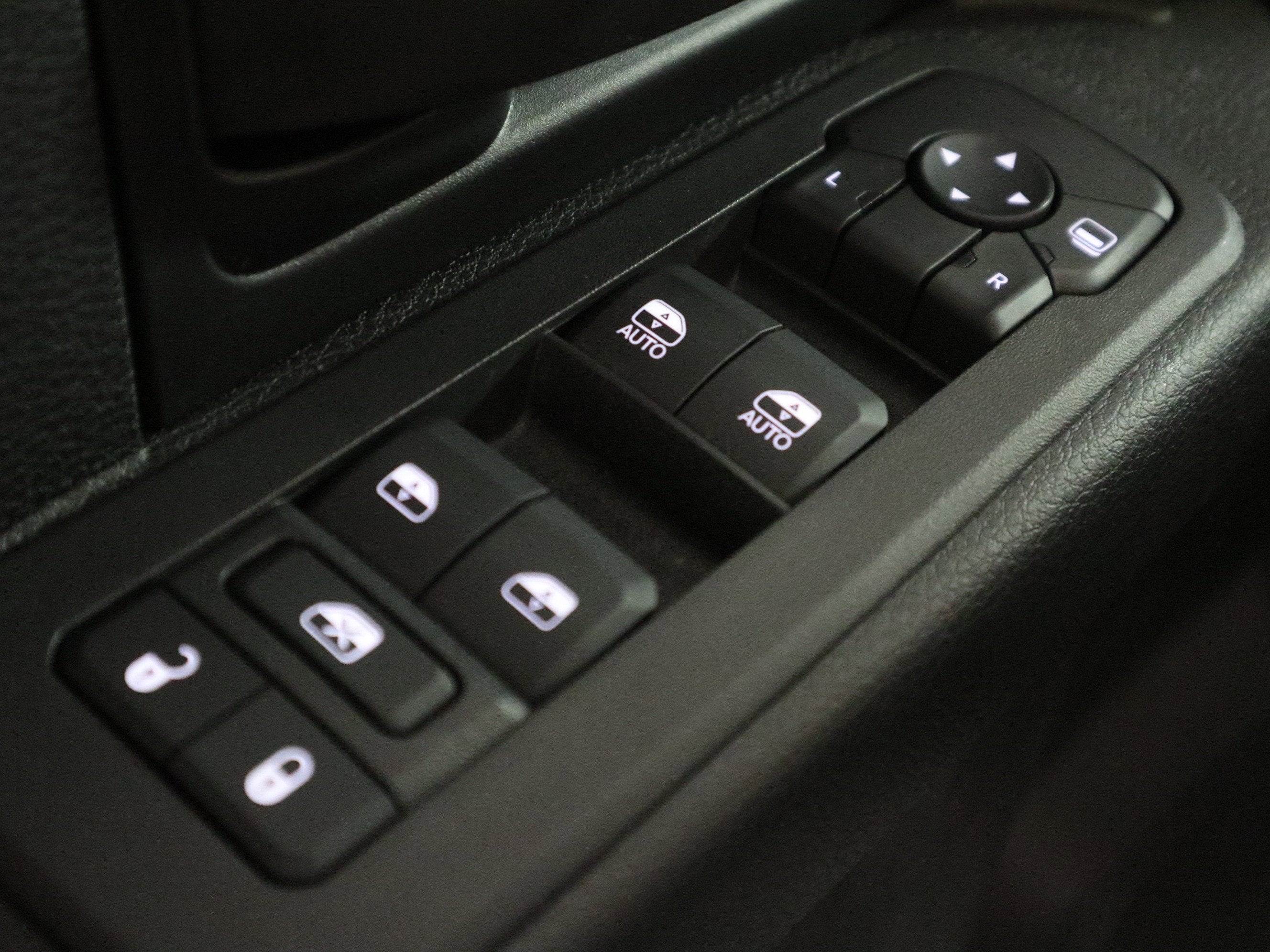 2026 RAM 2500 Tradesman Crew Cab 4x4