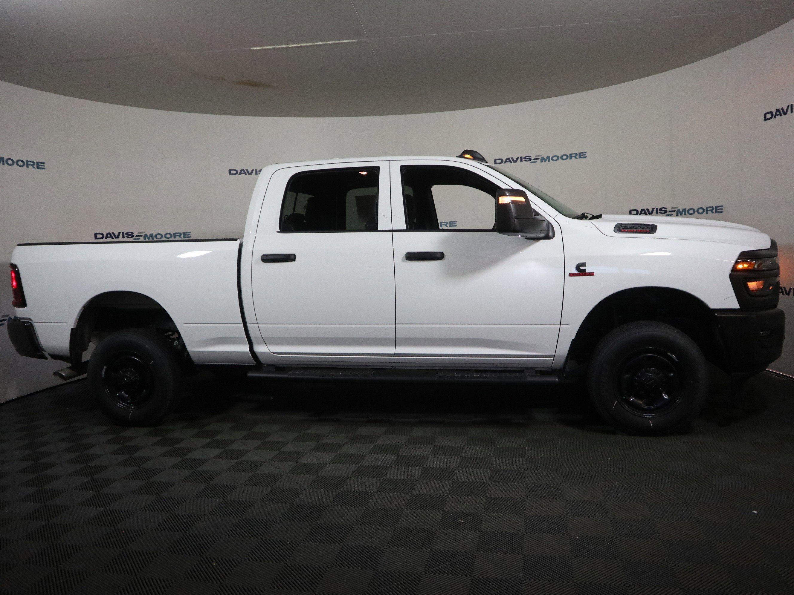 2026 RAM 2500 Tradesman Crew Cab 4x4