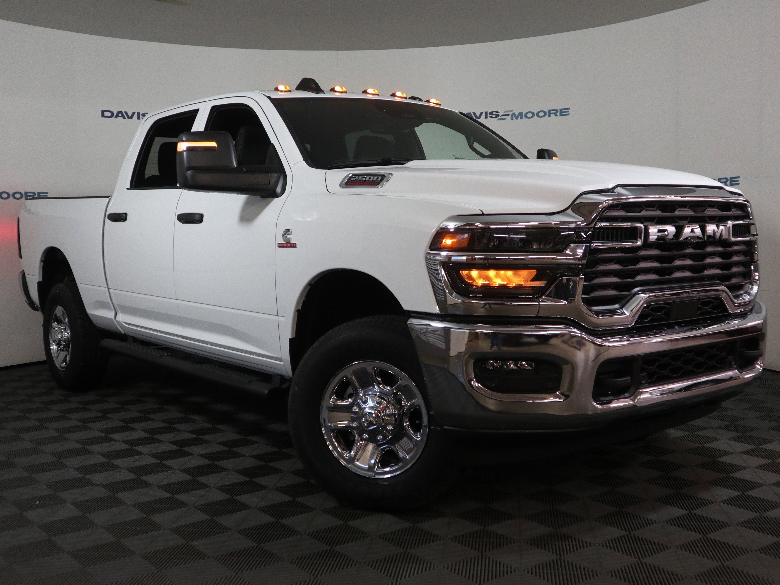 2026 RAM 2500 Tradesman Crew Cab 4x4