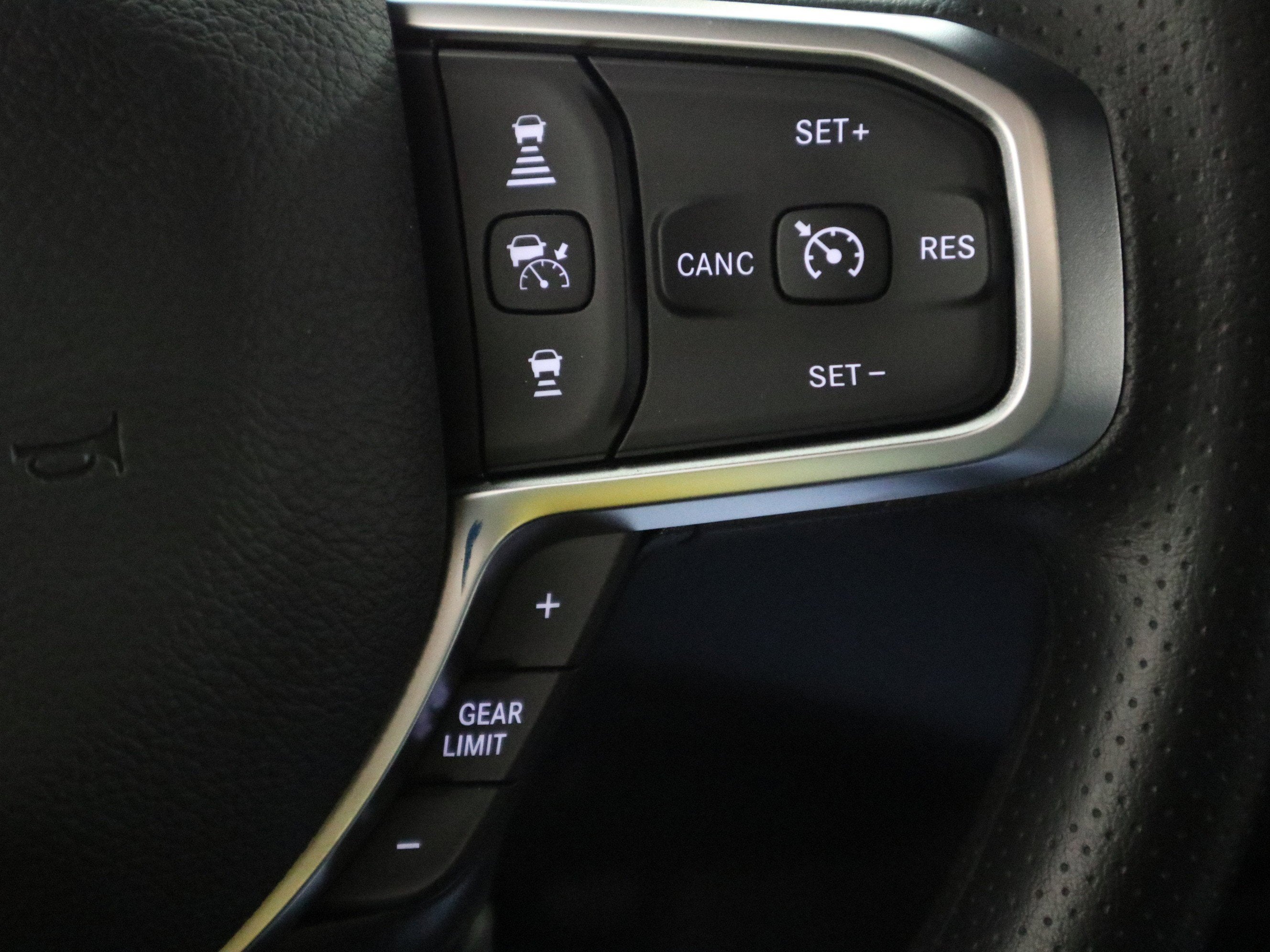 2026 RAM 2500 Tradesman Crew Cab 4x4