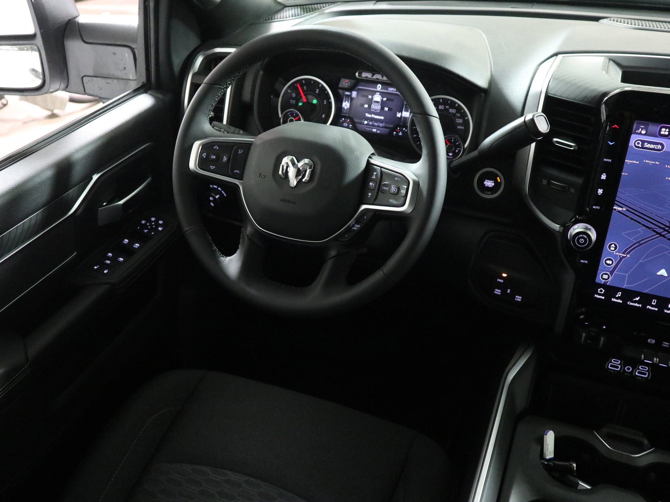 2026 RAM 2500 Big Horn Crew Cab 4x4