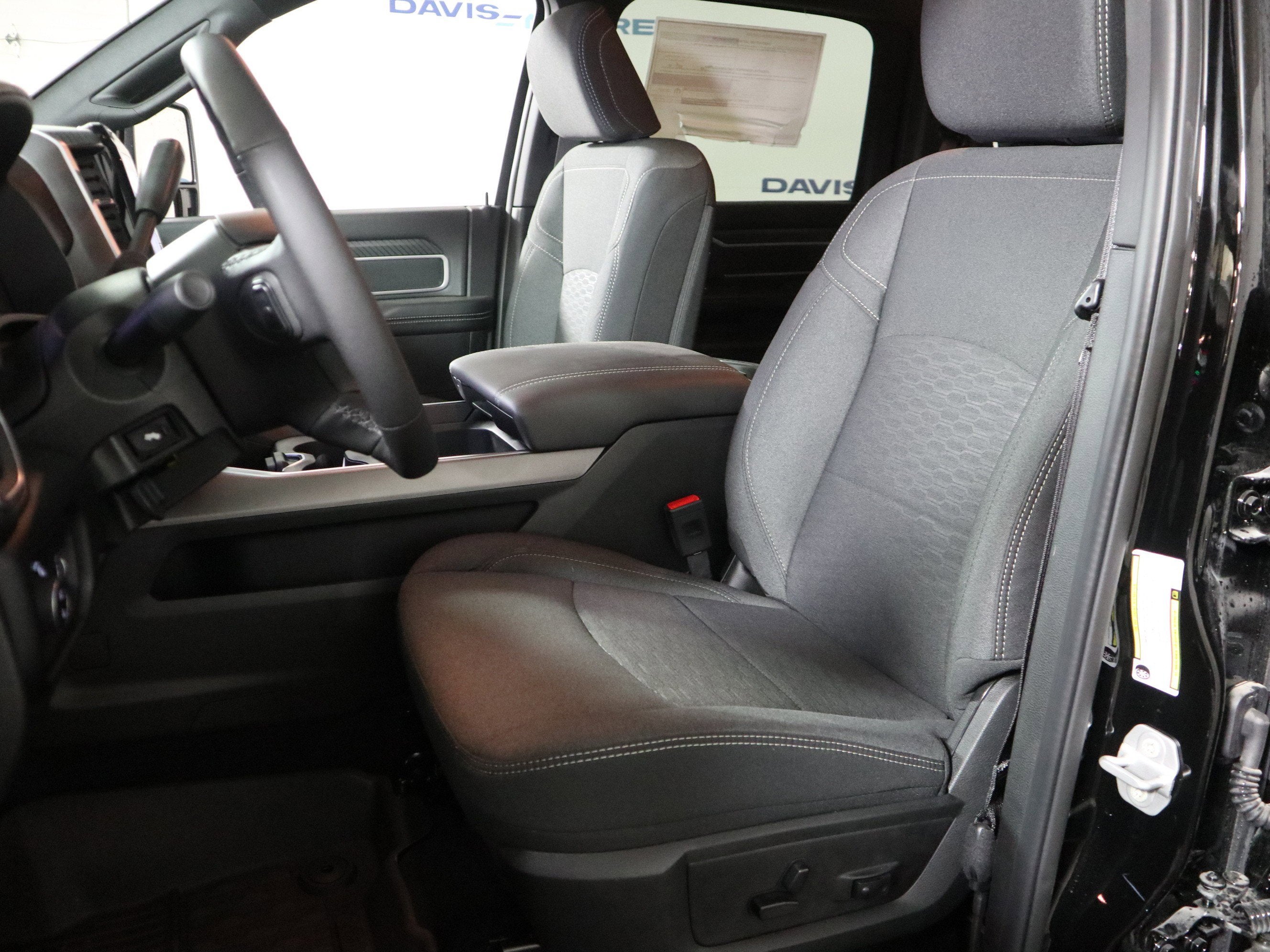 2026 RAM 2500 Big Horn Crew Cab 4x4