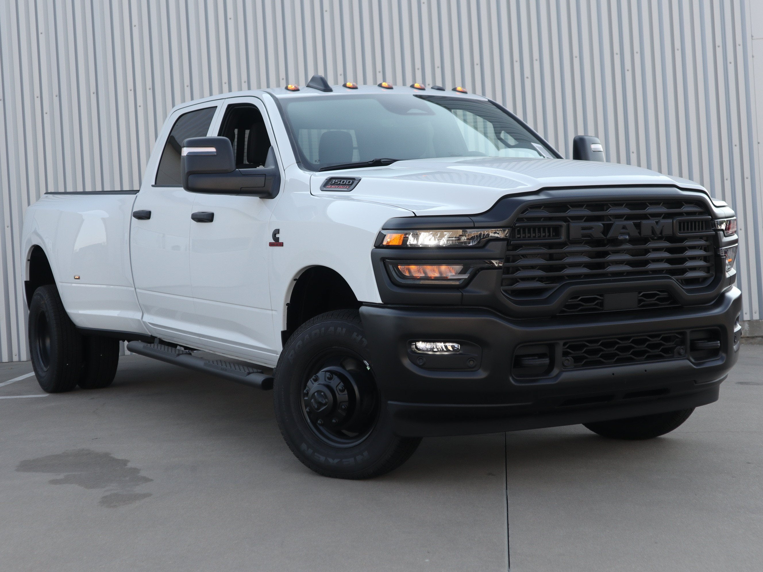 2026 RAM 3500 Tradesman Crew Cab 4x4