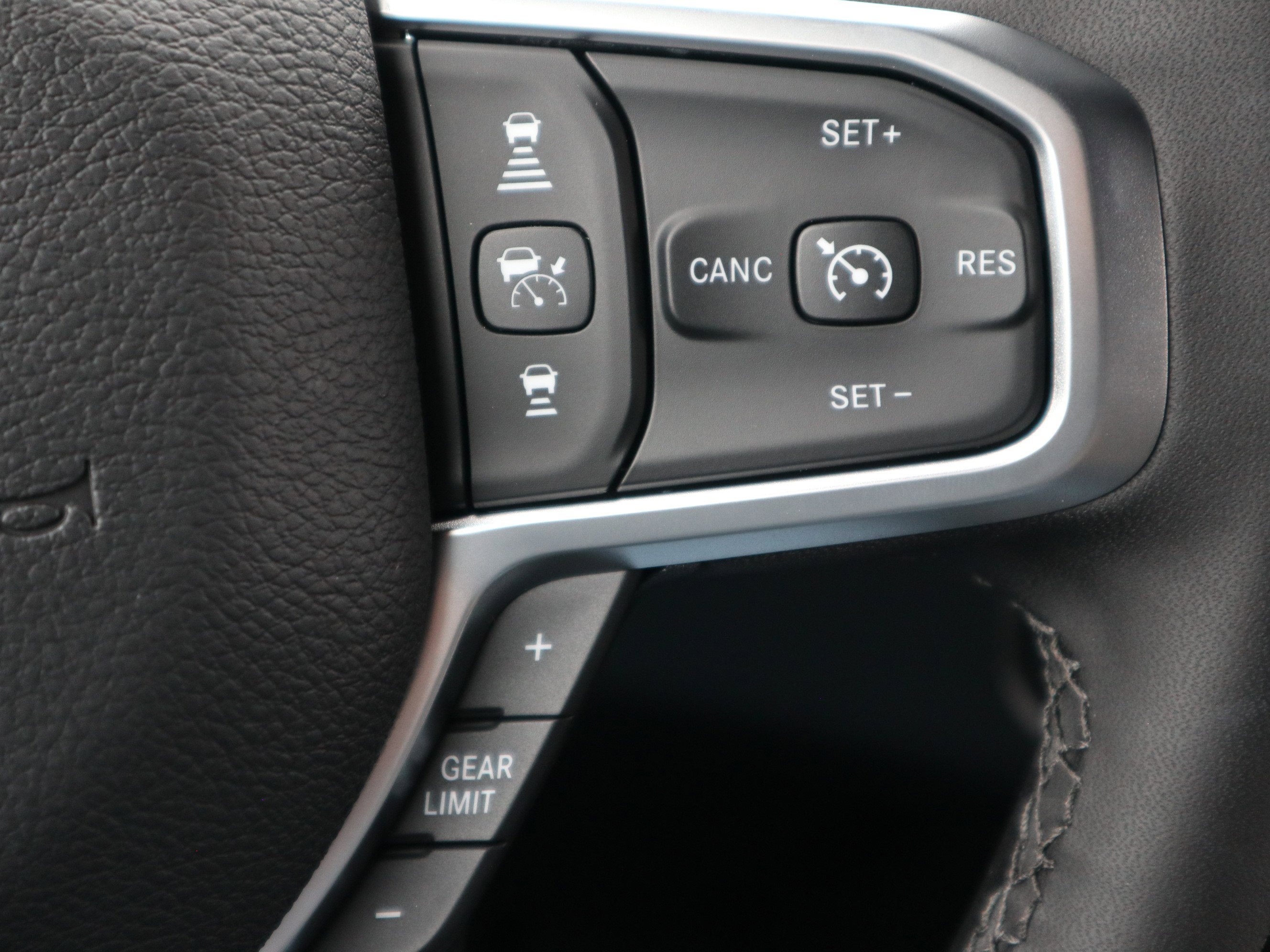 2026 RAM 3500 Tradesman 4x4 Crew Cab
