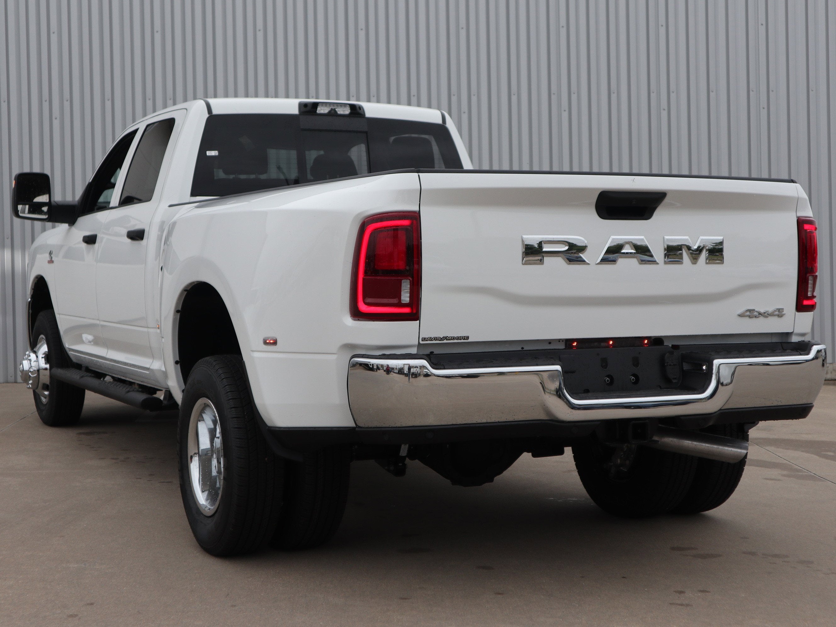 2026 RAM 3500 Tradesman 4x4 Crew Cab