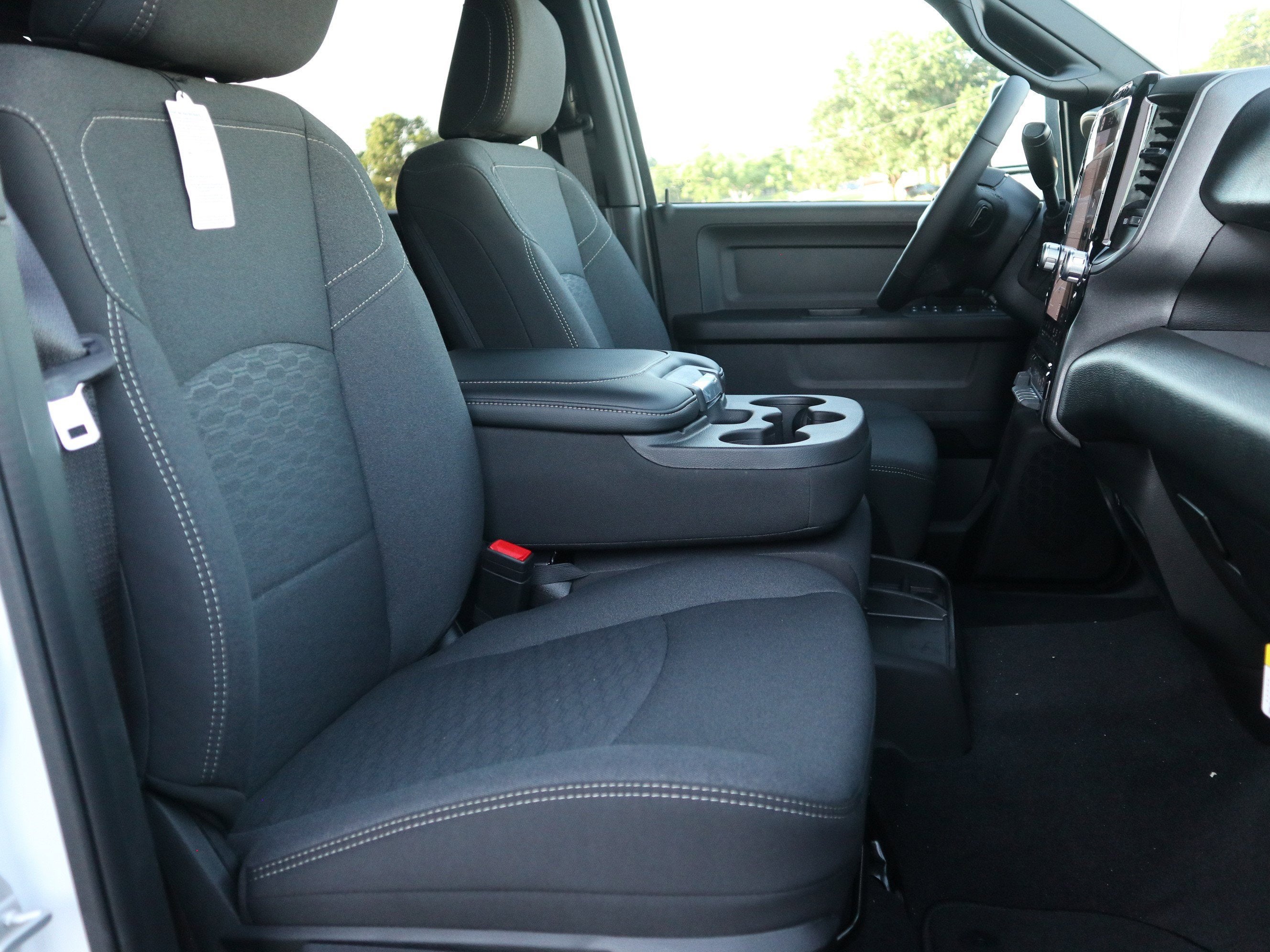 2026 RAM 3500 Tradesman Crew Cab 4x4