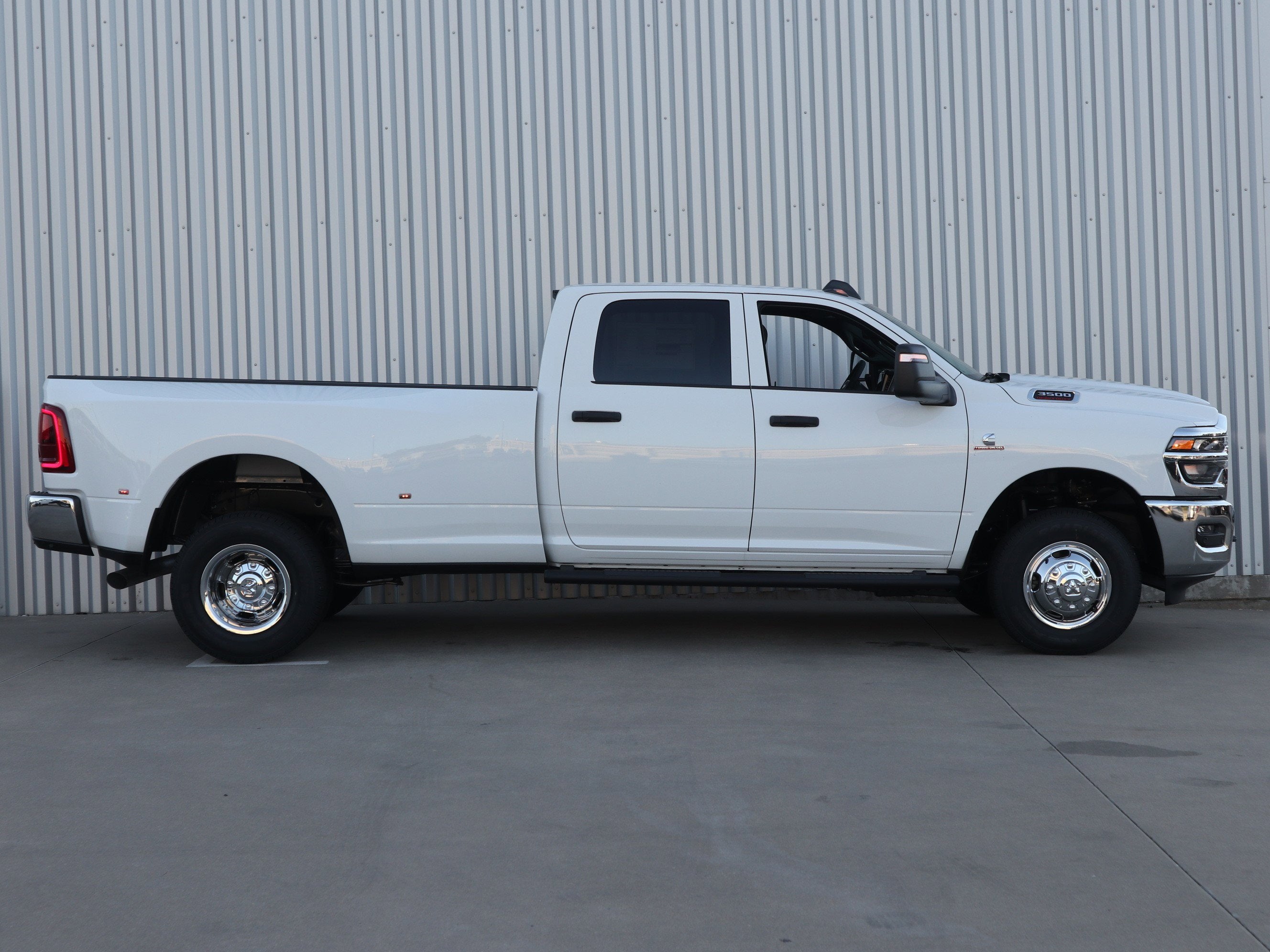 2026 RAM 3500 Tradesman Crew Cab 4x4
