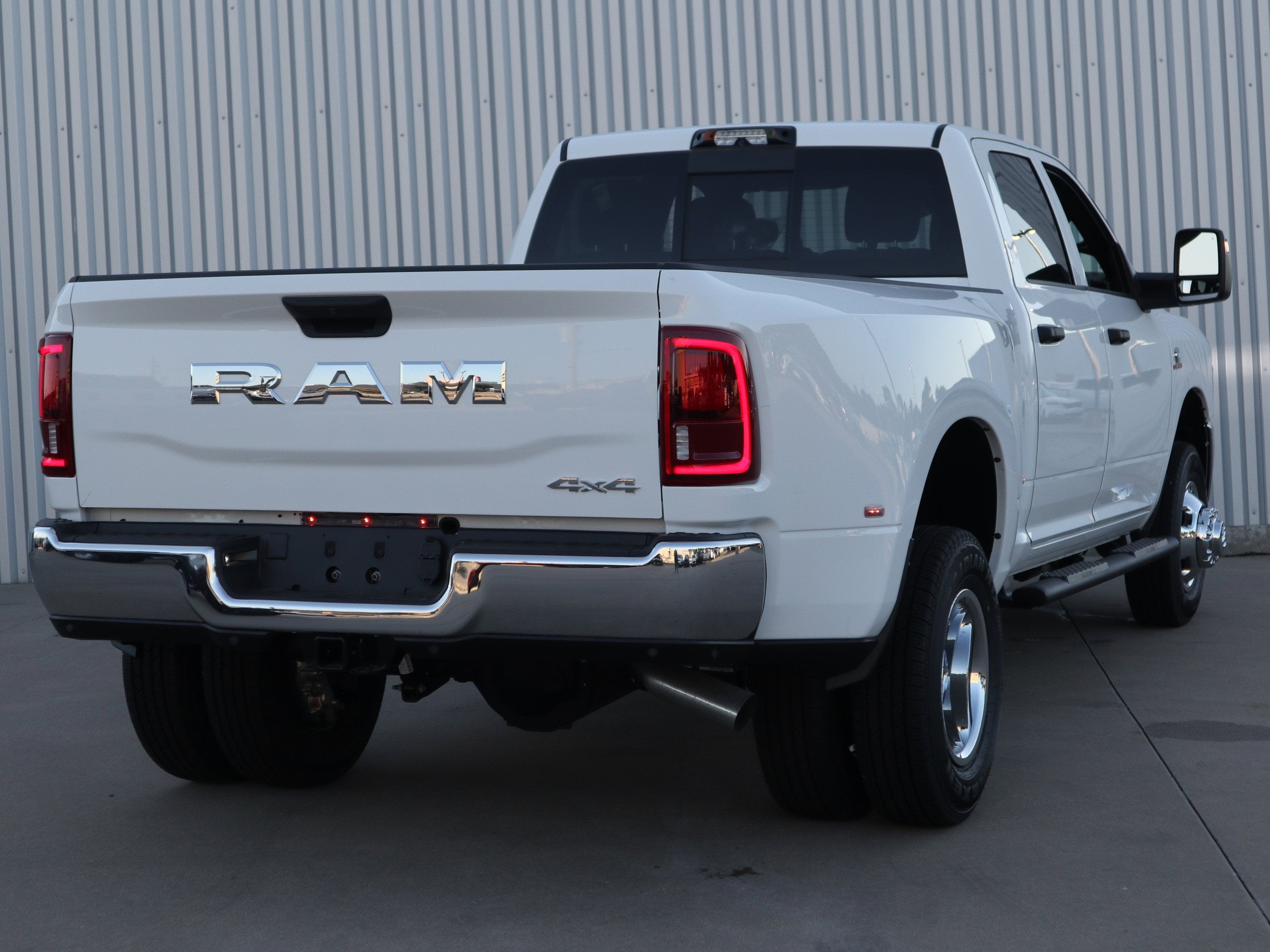 2026 RAM 3500 Tradesman Crew Cab 4x4