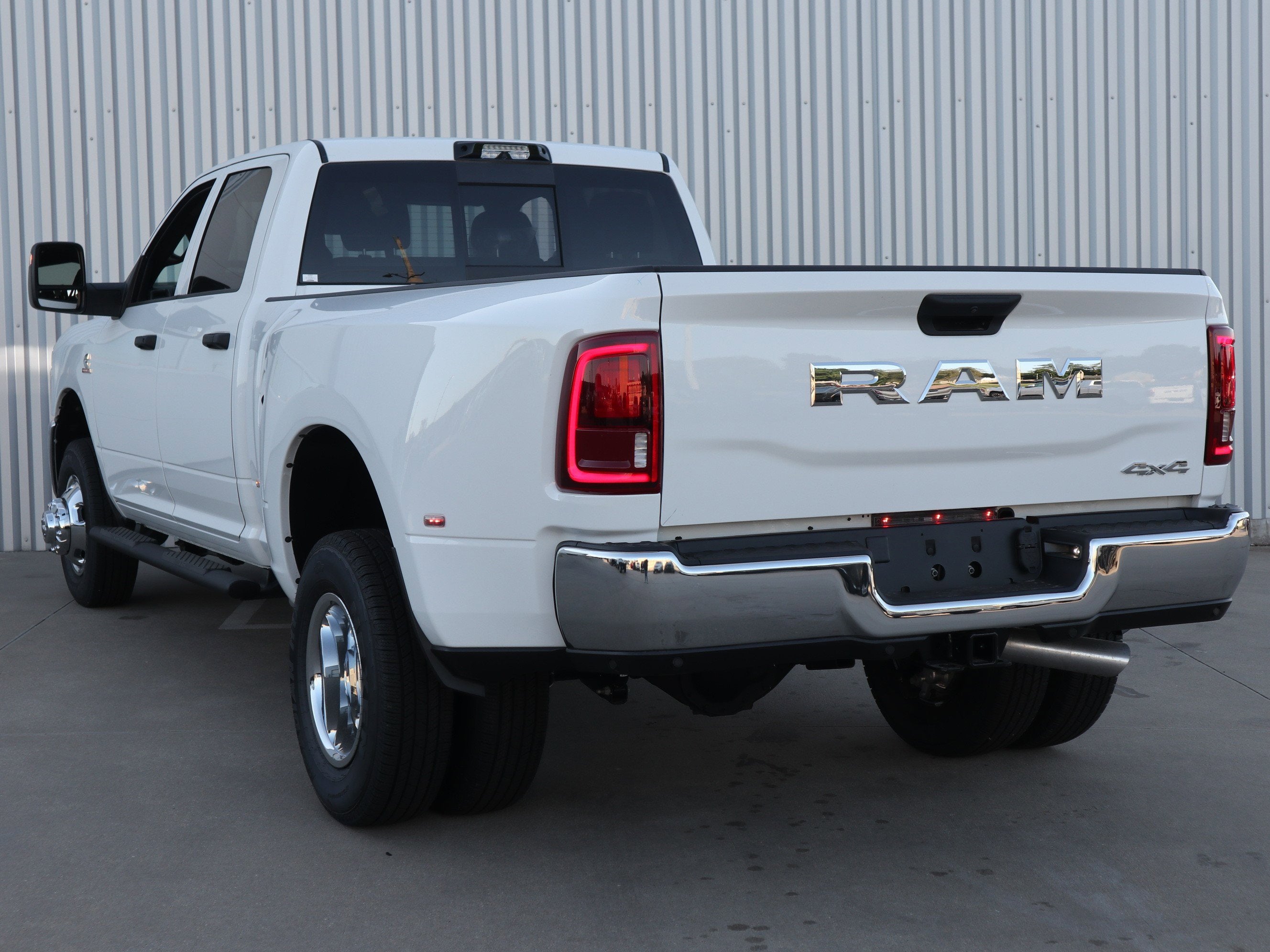 2026 RAM 3500 Tradesman Crew Cab 4x4