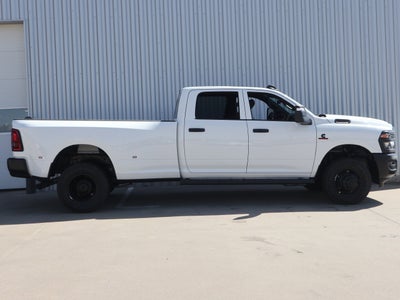 2026 RAM 3500 Tradesman Crew Cab 4x4