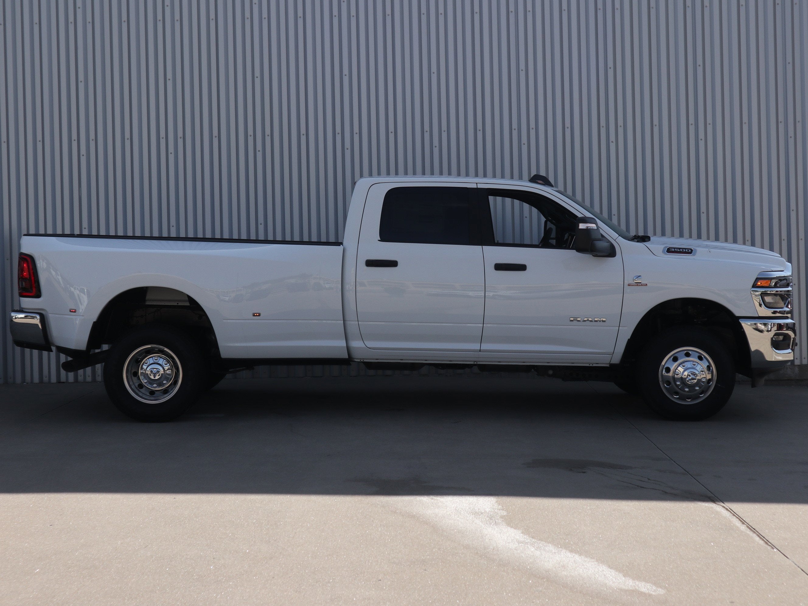 2026 RAM 3500 Big Horn Crew Cab 4x4