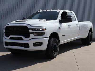 2026 RAM 3500 Laramie 4x4 Crew Cab