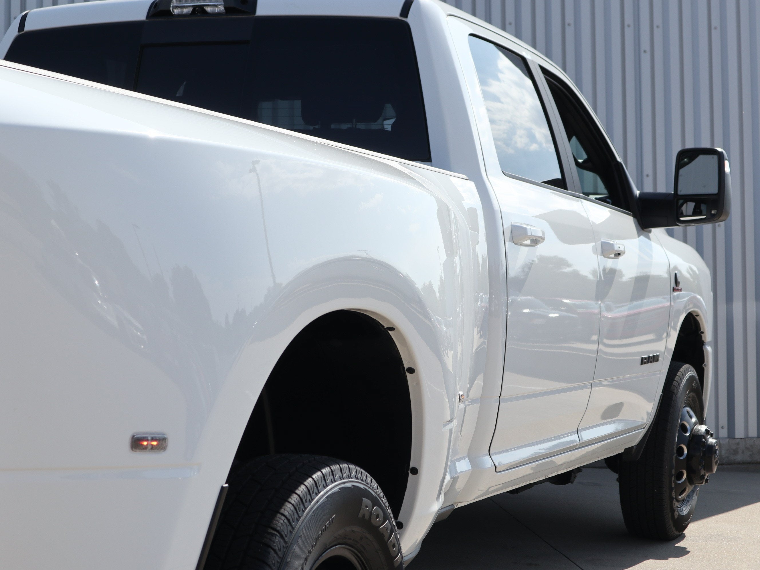 2026 RAM 3500 Laramie 4x4 Crew Cab