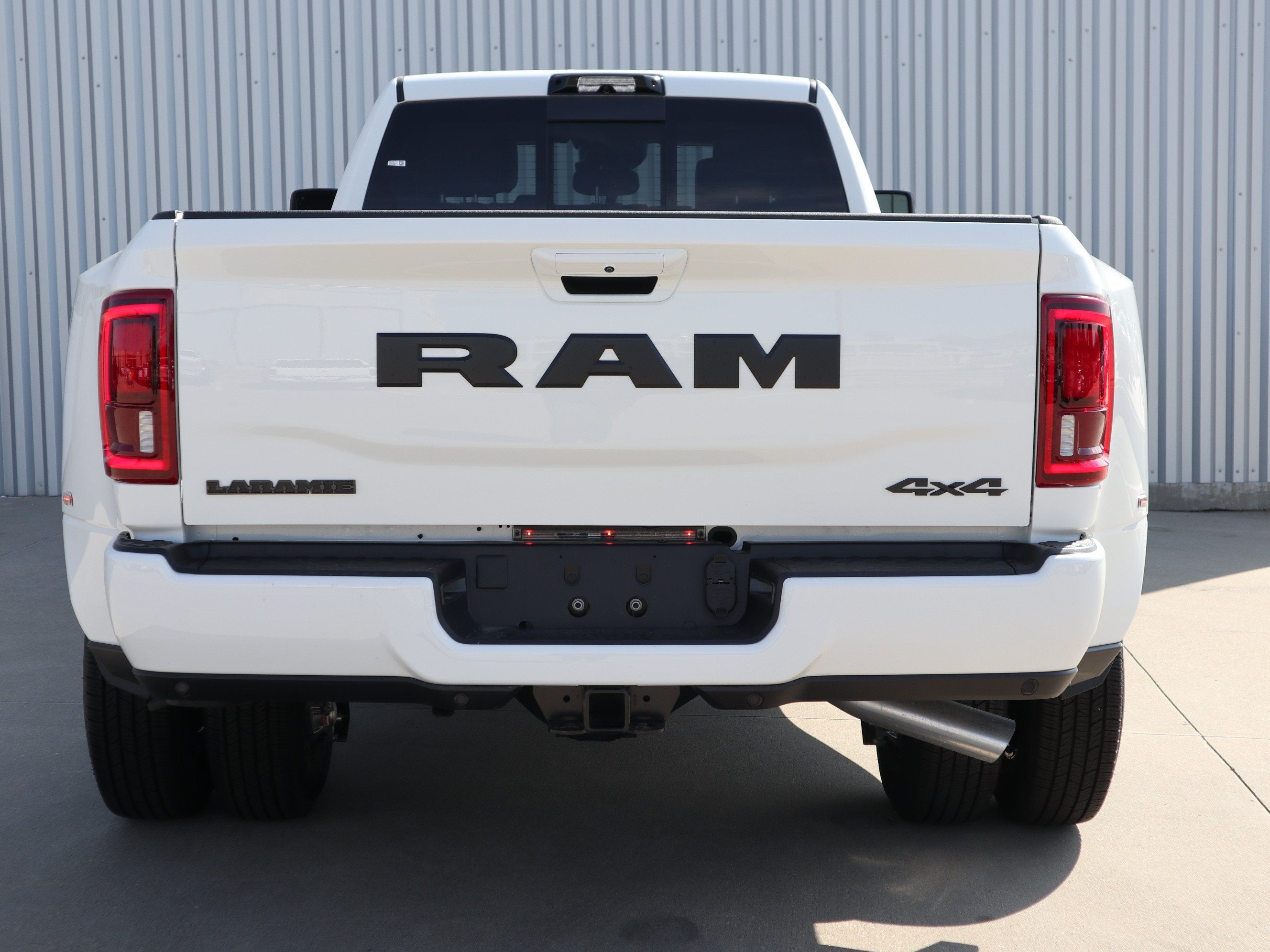 2026 RAM 3500 Laramie 4x4 Crew Cab